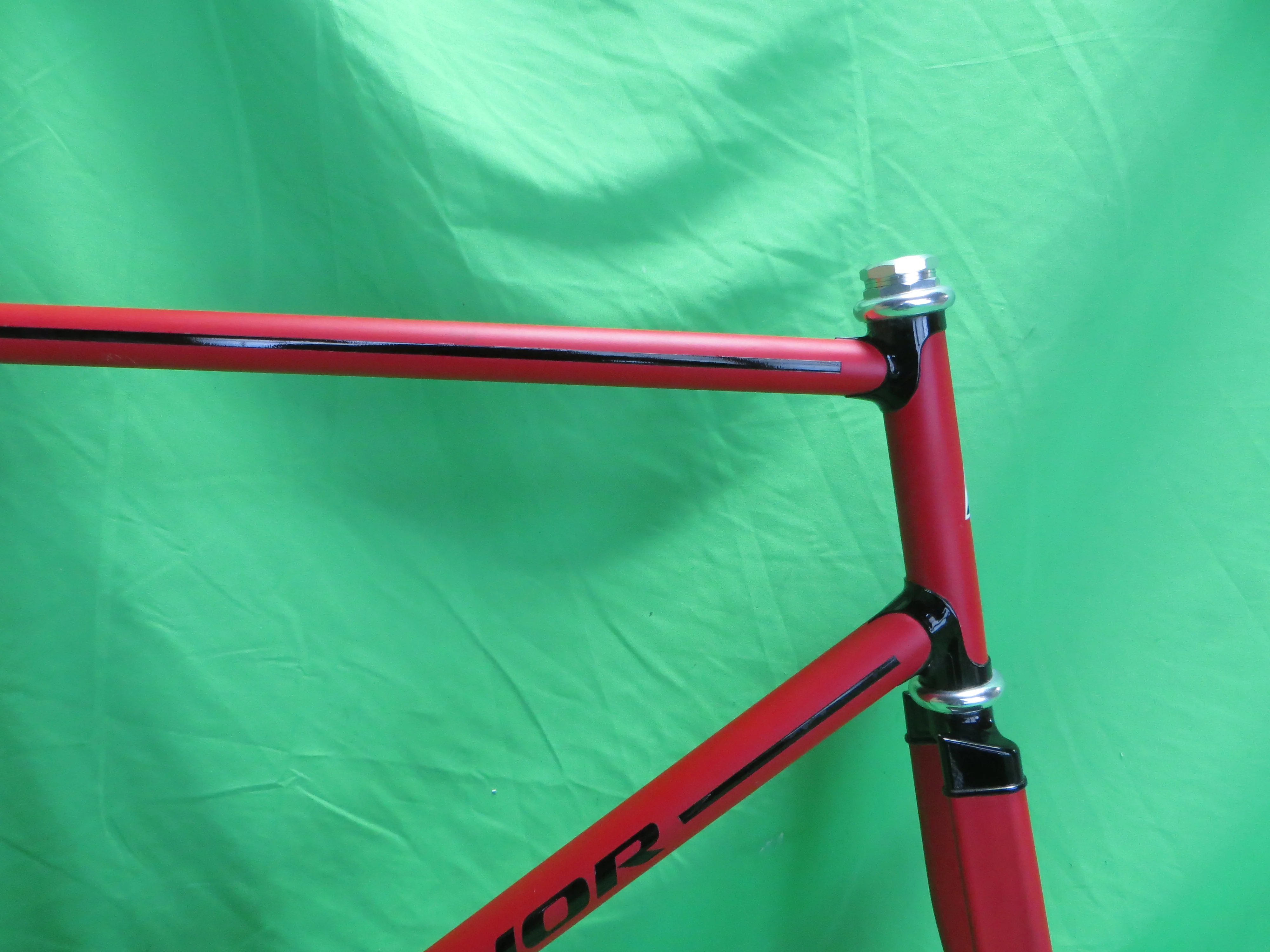 Anchor Columbus Max Fork // Matte Red / Black Lugs // 54.5cm - Image 11