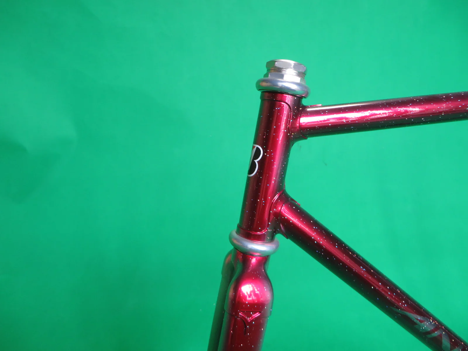 Anchor  // Mach Silver Candy Red Fade with rainbow flake // 52.5cm - Image 2