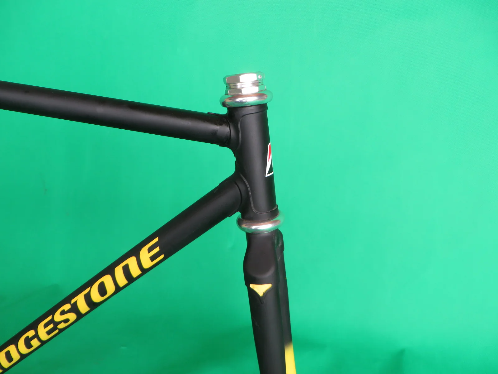 Bridgestone // Matte Black / Yellow Fade // 50.5cm - Image 9