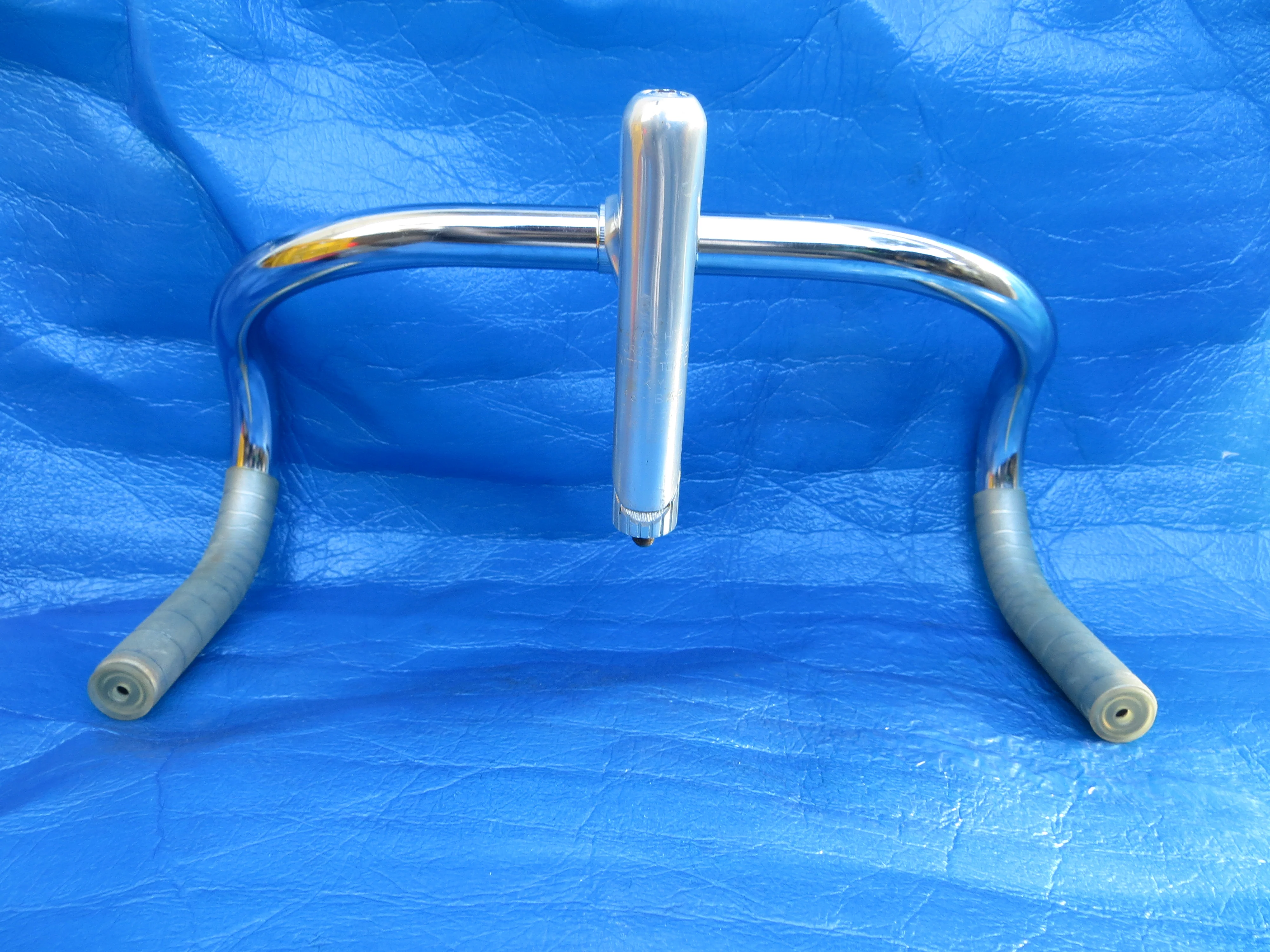 B123 390mm CrMo NJS Handlebar, Nitto Jaguar 90mm/58 degree AA NJS Stem, Champ Grips (24012509) - Image 4
