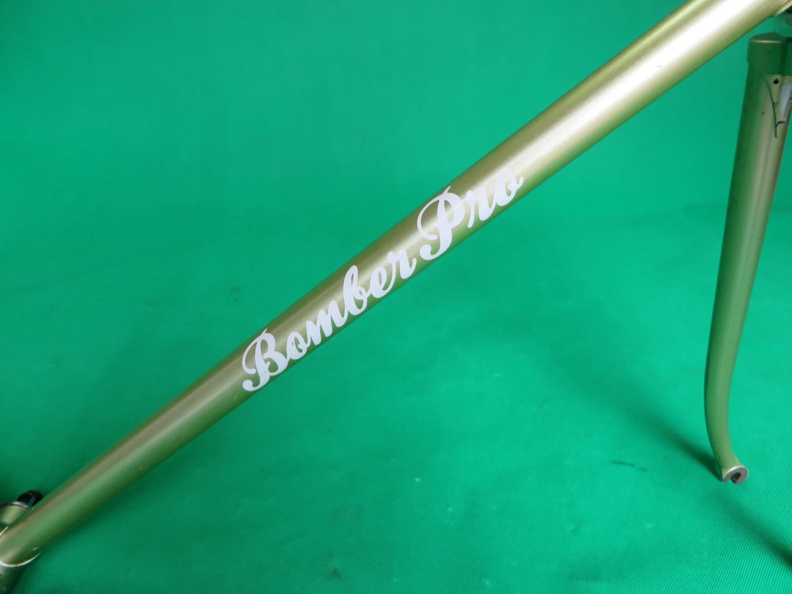 BOMBER PRO | metallic gold | Columbus GENIUS | 51.5cm - Image 13
