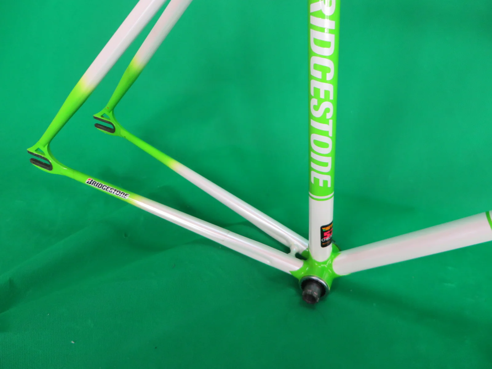 Bridgestone Columbus Max Fork / Reynolds 520  // White / Yellowish Green // 48cm - Image 14