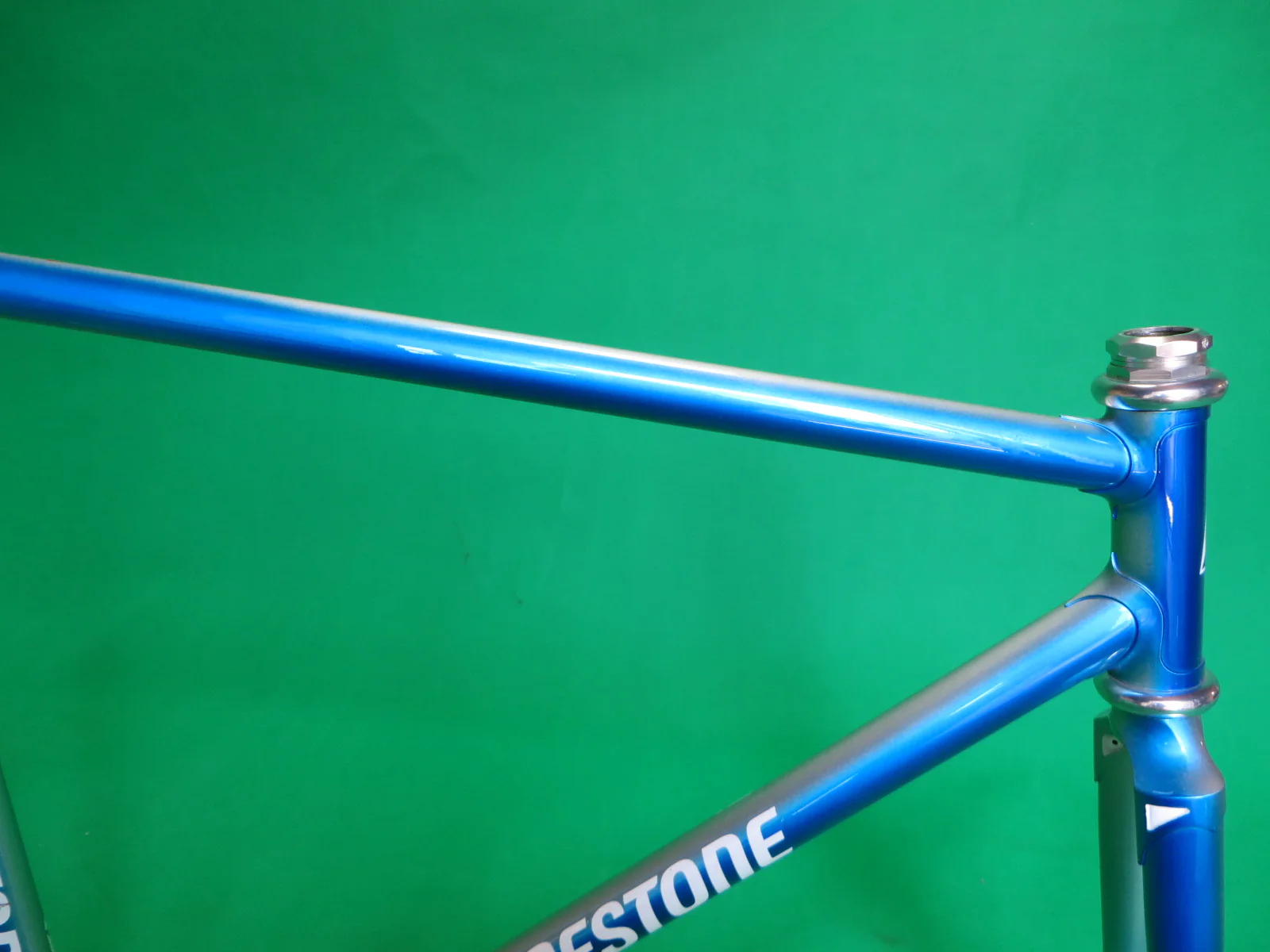 Bridgestone // Blue Metallic Silver Fade // 51.5cm - Image 11