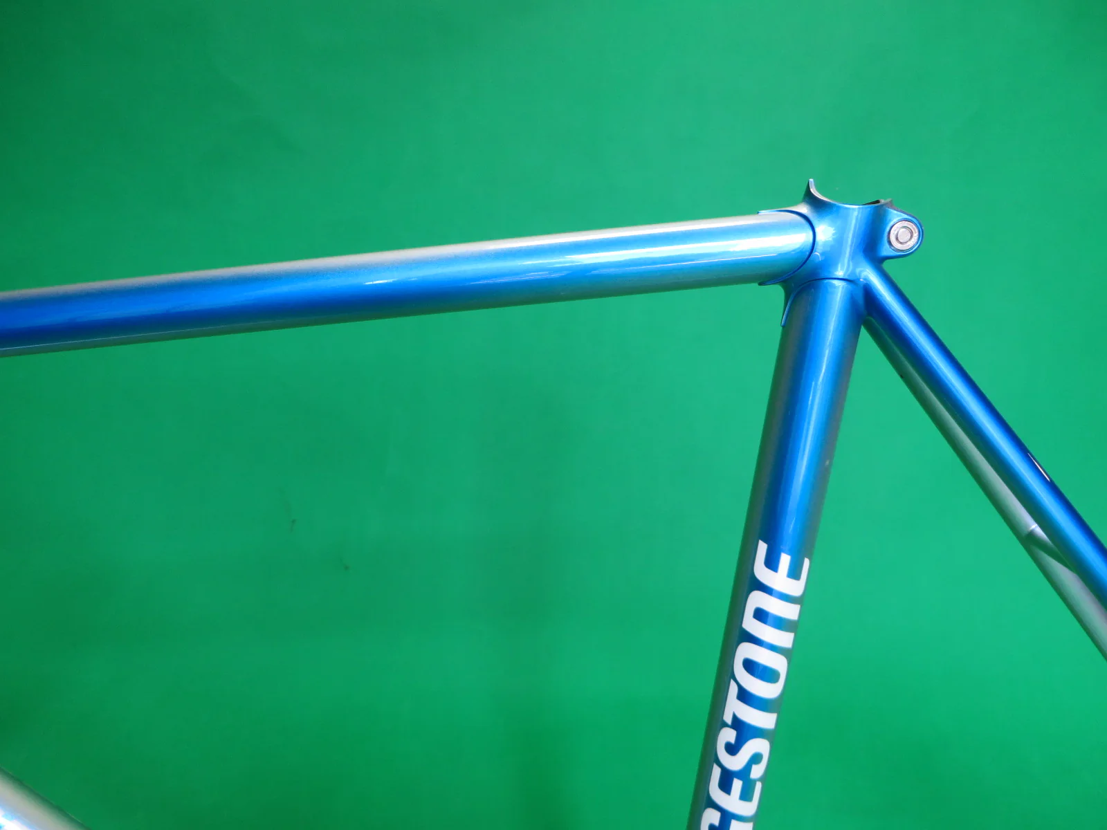 Bridgestone // Blue Metallic Silver Fade // 51.5cm - Image 5