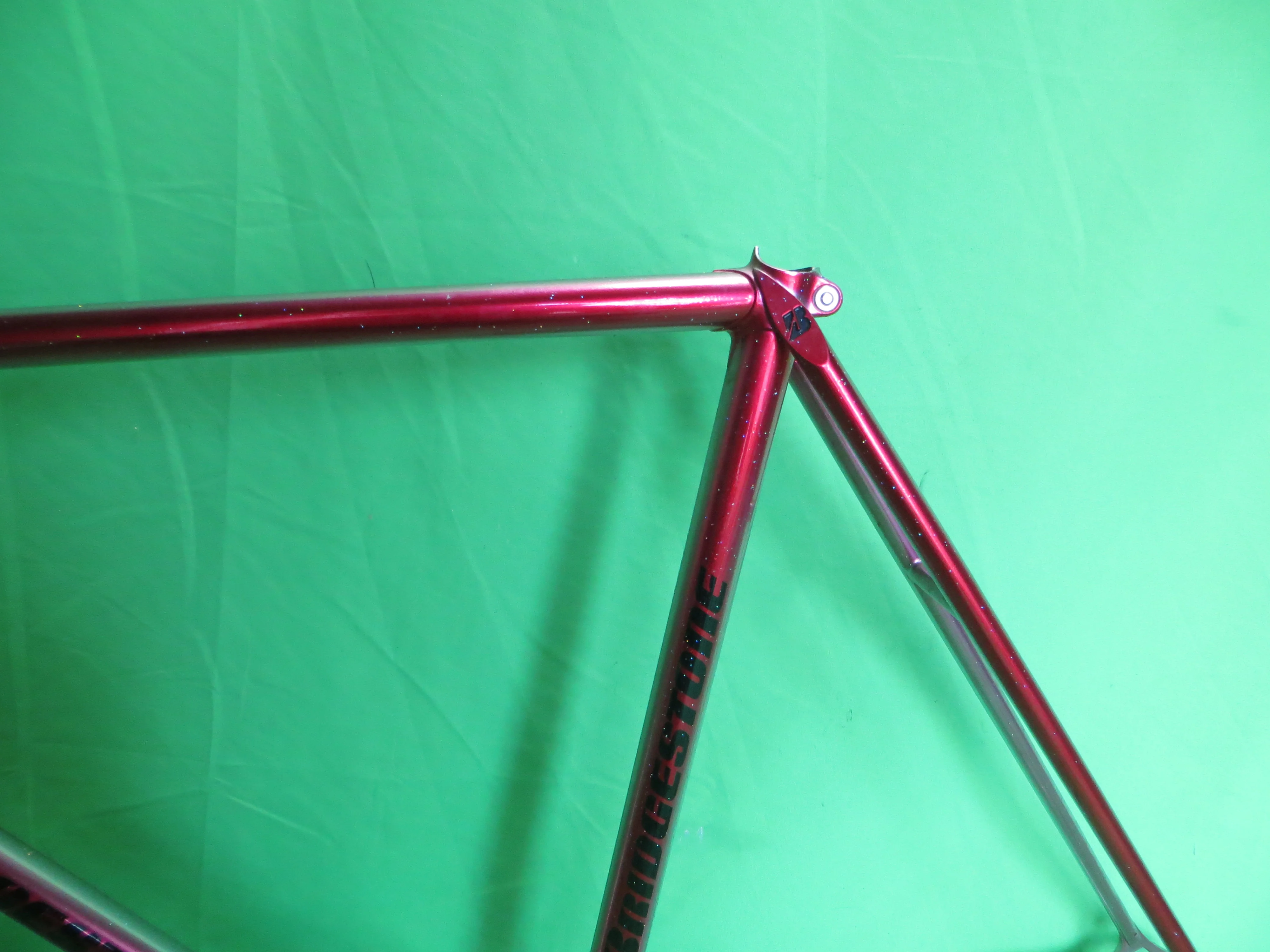 Bridgestone // Candy Red / Mach Silver with Rainbow Flake / 54.5cm - Image 5