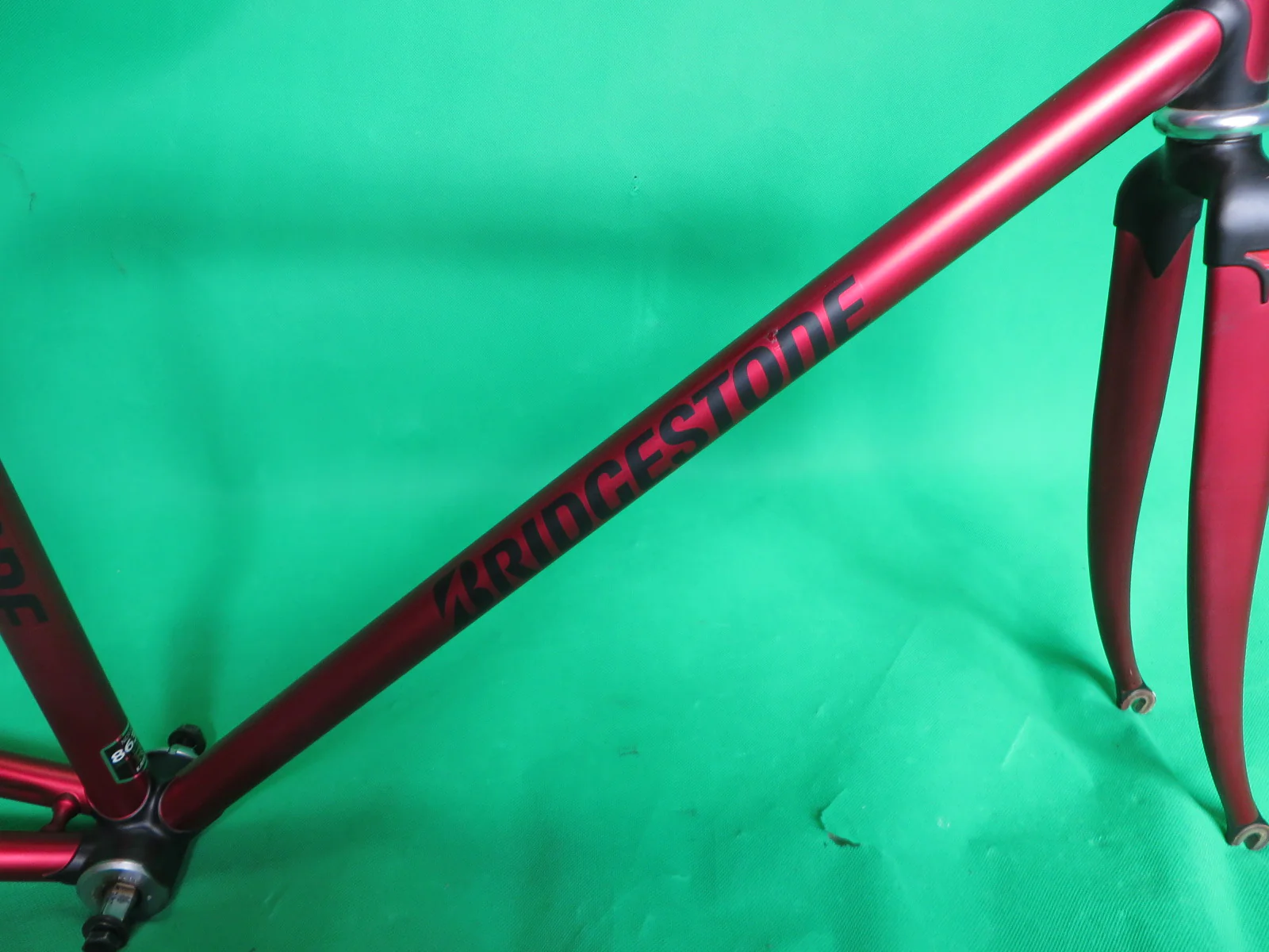 Bridgestone Columbus Max Fork // Matte Black Lugs / Matte Red // 49.5cm - Image 13