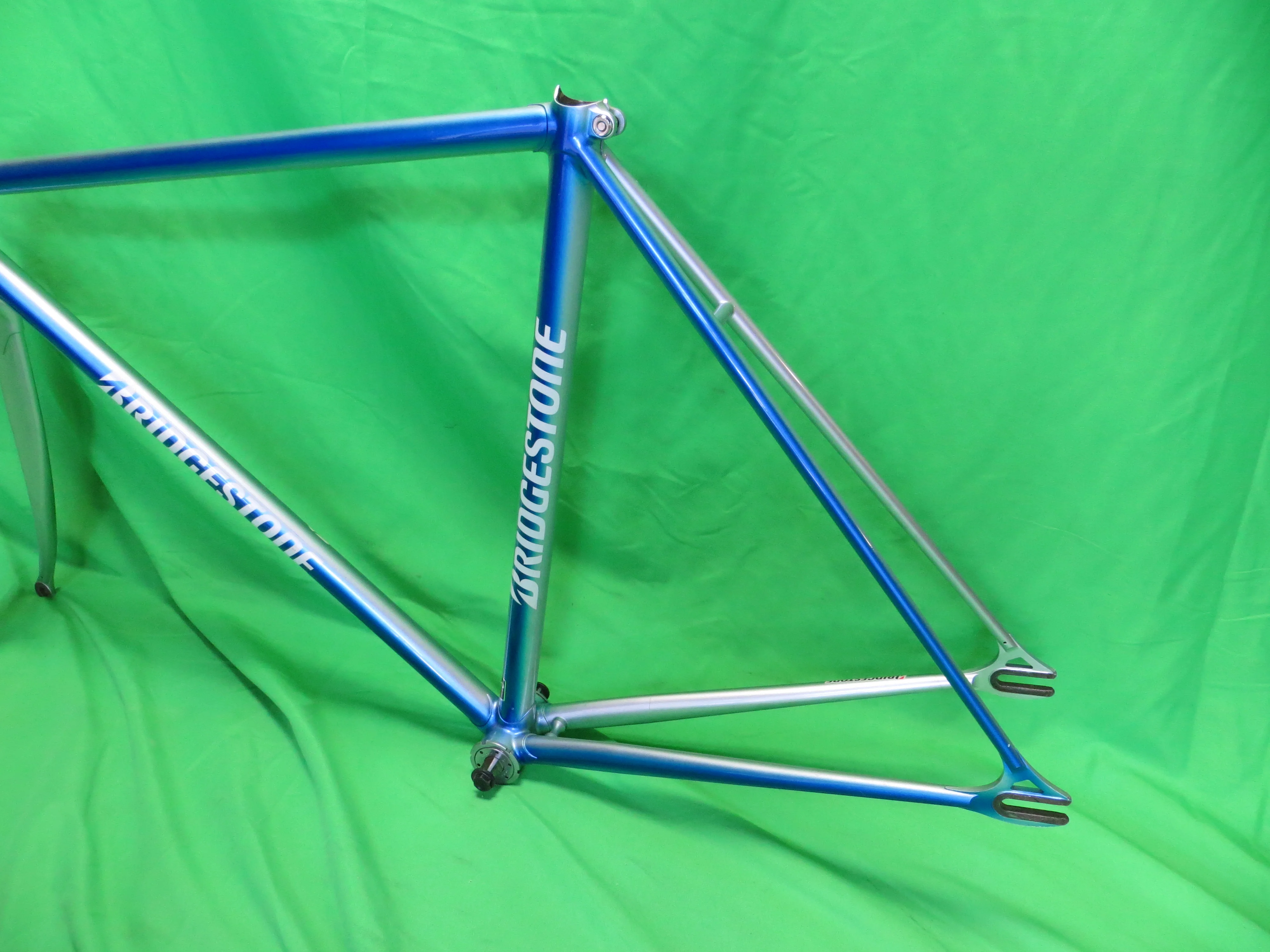 Bridgestone Columbus Max Fork // Blue Metallic Silver Fade // 50.5cm - Image 8