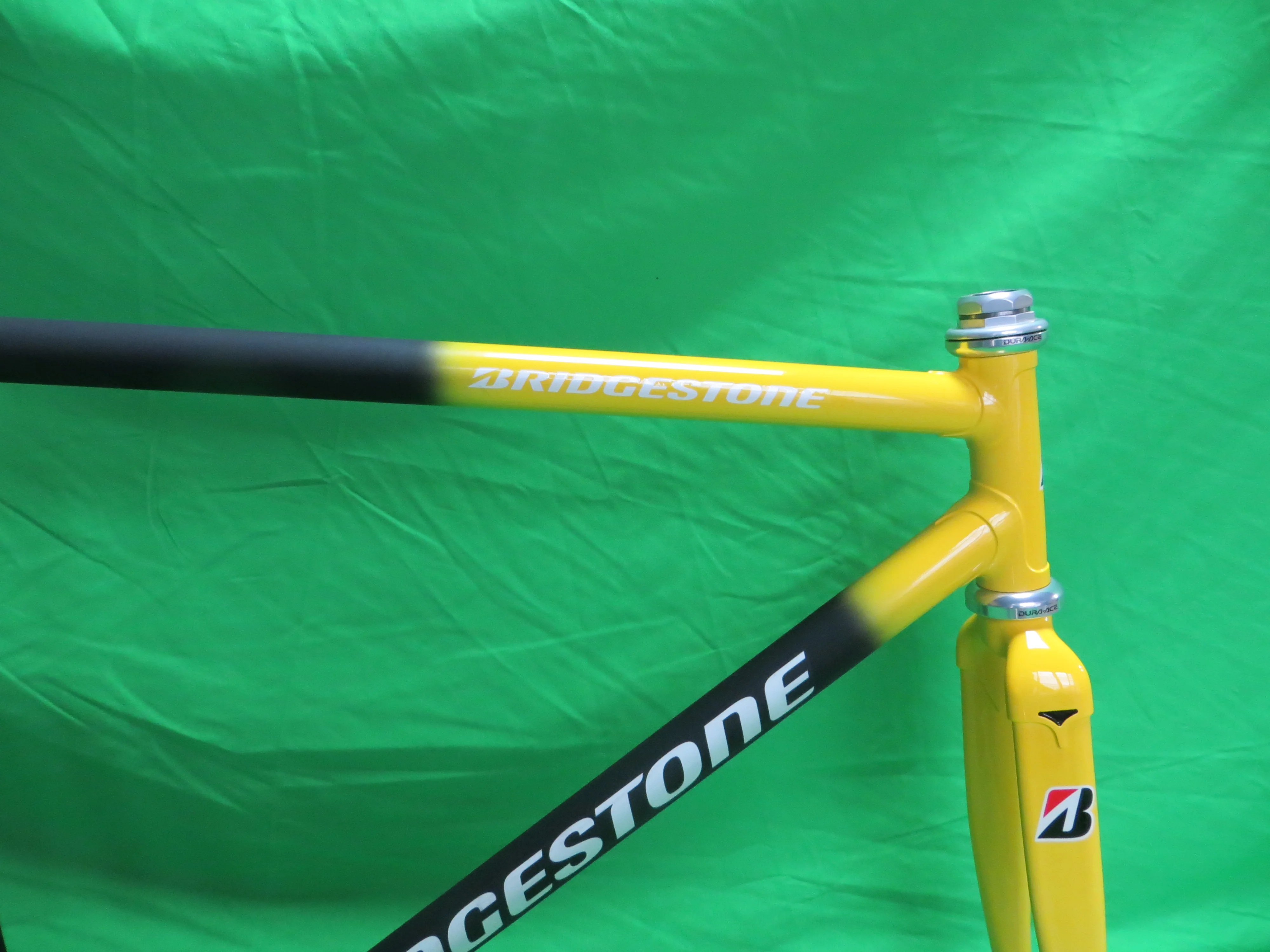 Bridgestone Columbus Max Fork // Matte Black Yellow Fade // 49.5cm - Image 9