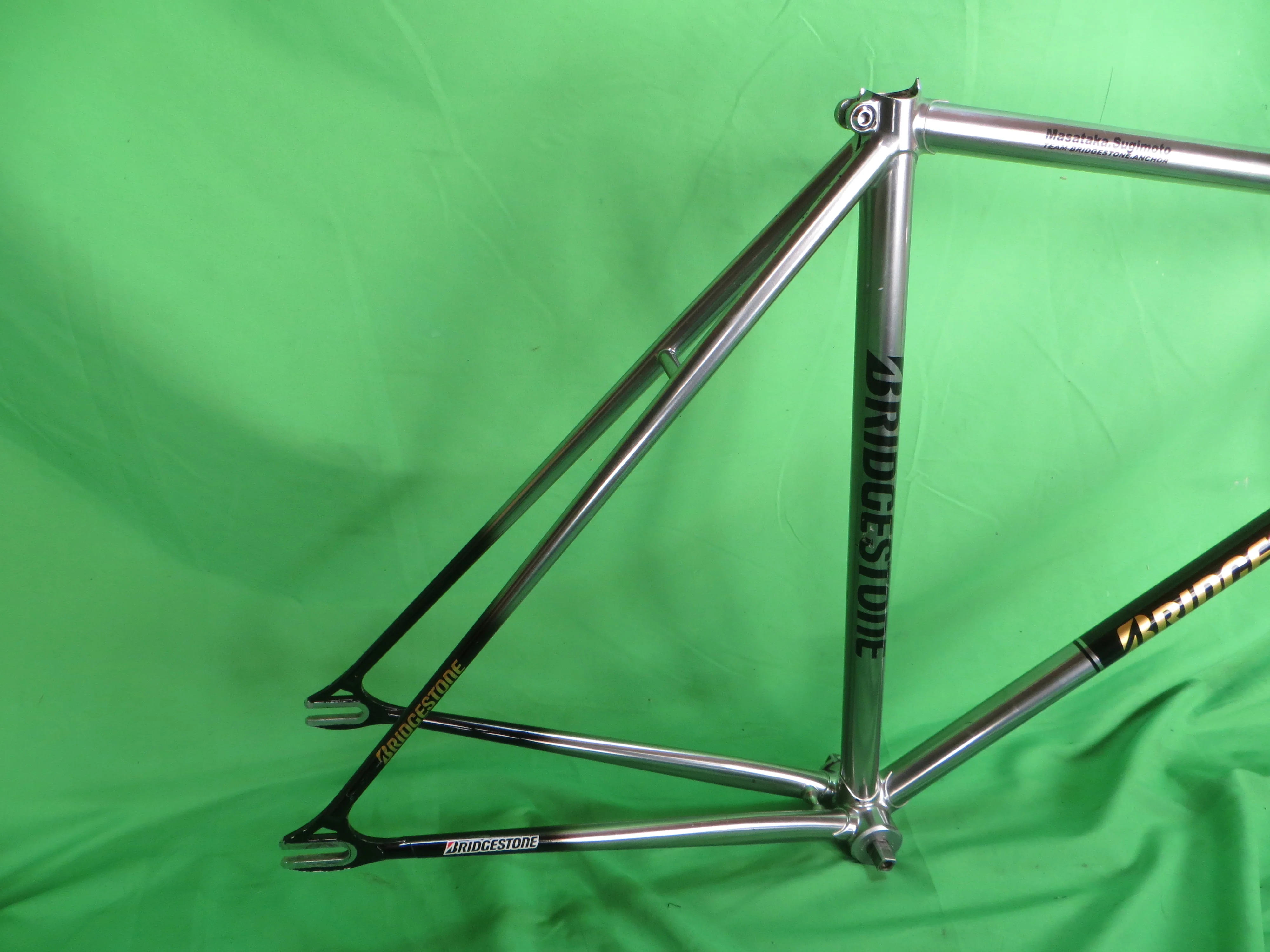 Bridgestone // Mach Silver Black // 52.5cm - Image 16