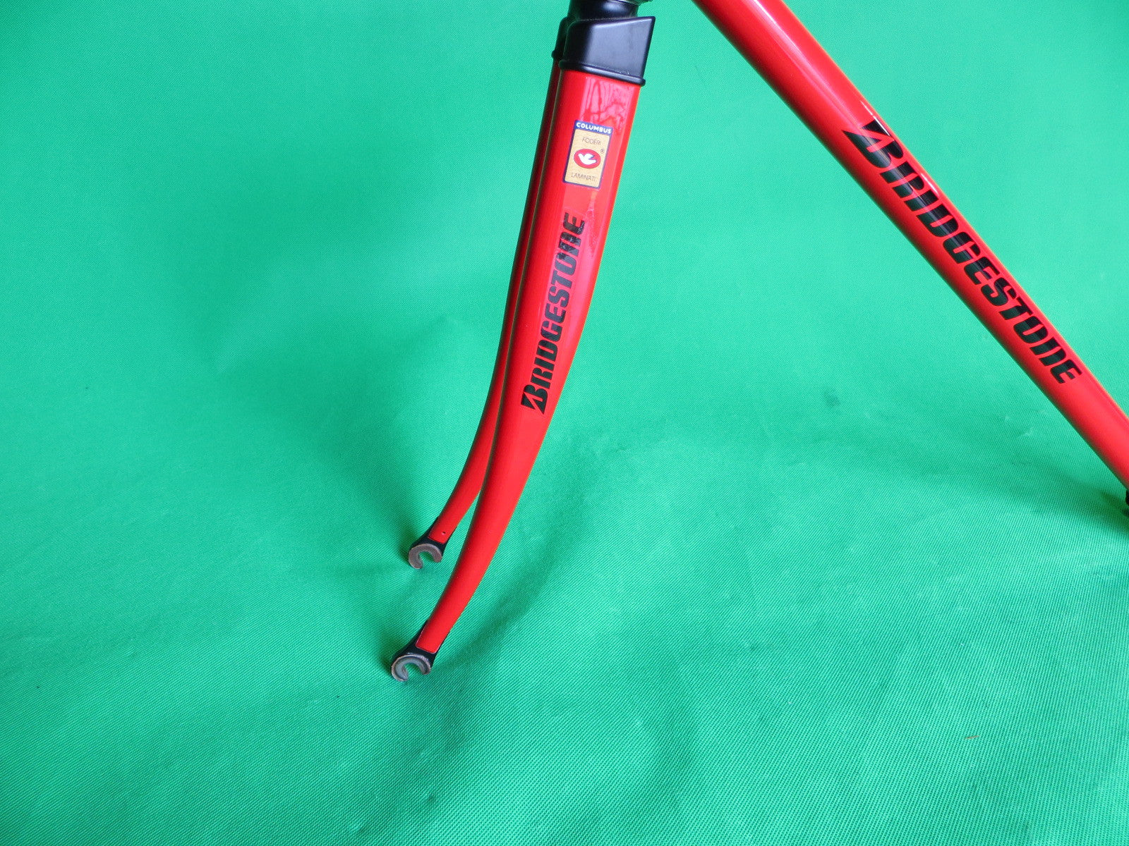 Bridgestone // red / matte black lugs // COLUMBUS MAX fork // 50.5cm - Image 3