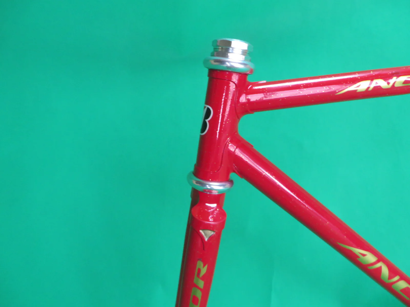 Anchor // Red with gold flake // 50.5cm - Image 2