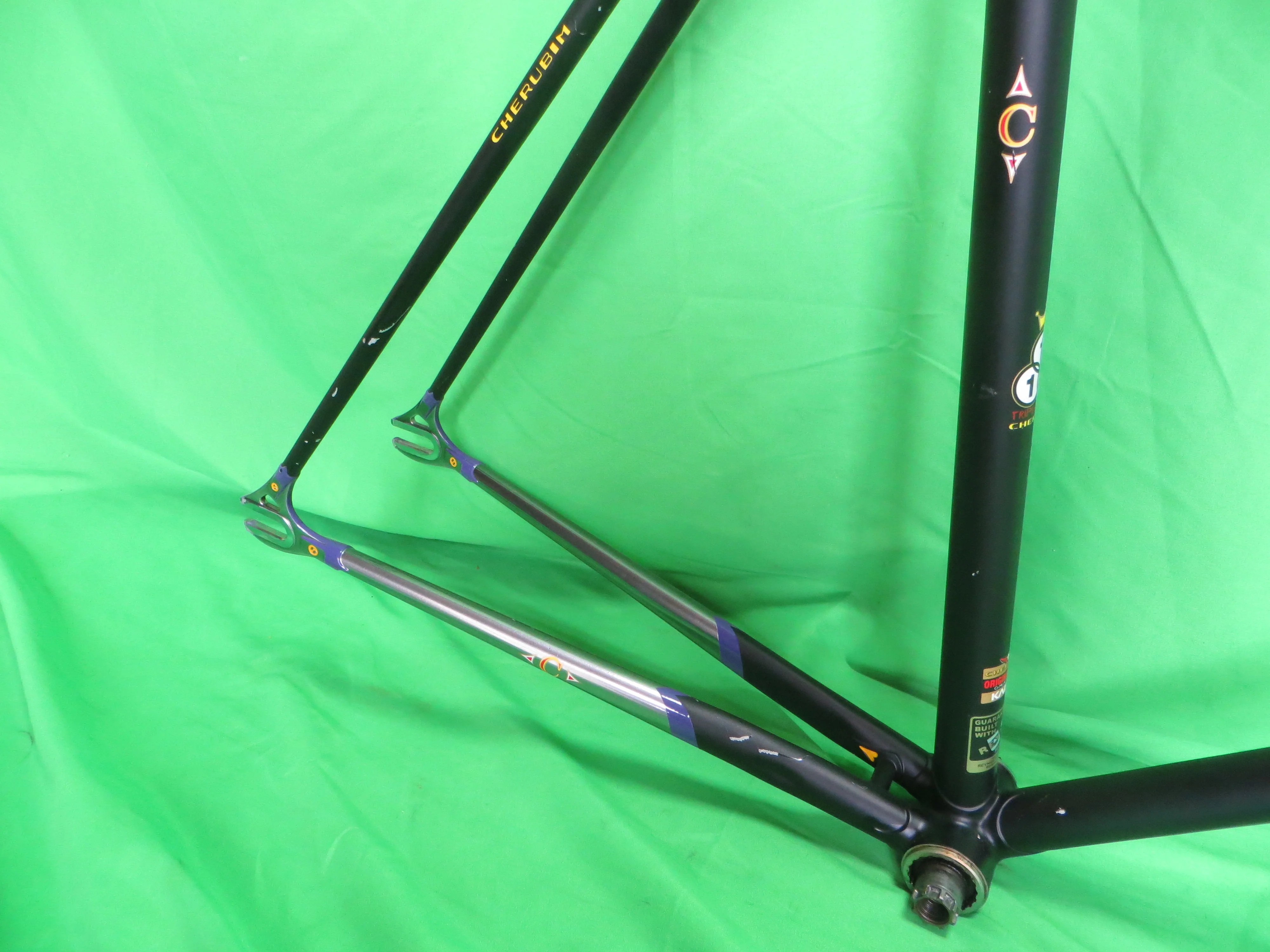 Cherubim Columbus Max Fork // Matte Black / Purple Lugs // 55cm - Image 14