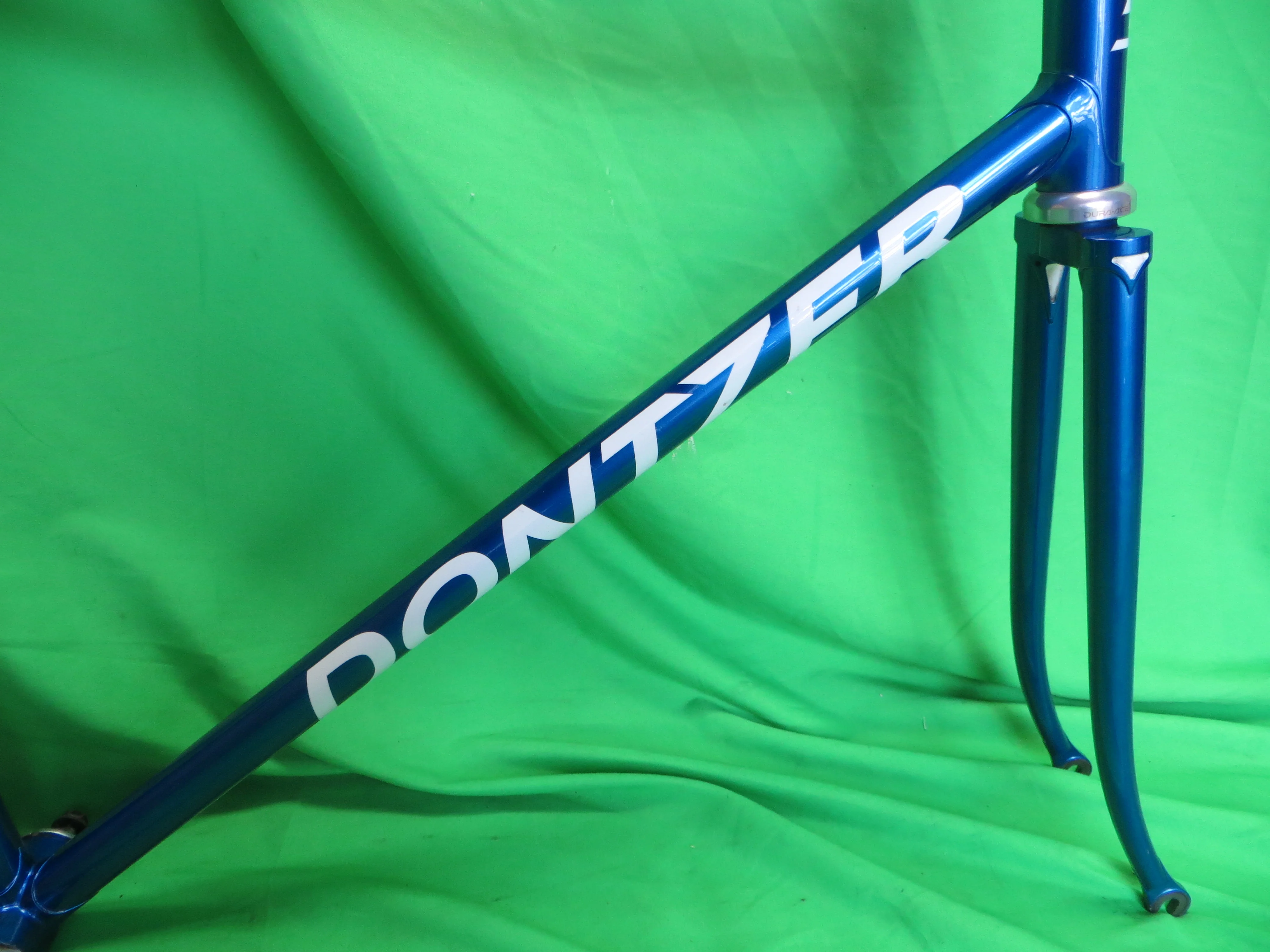 Dontzer // Deep Blue Metallic // 54.5cm - Image 13