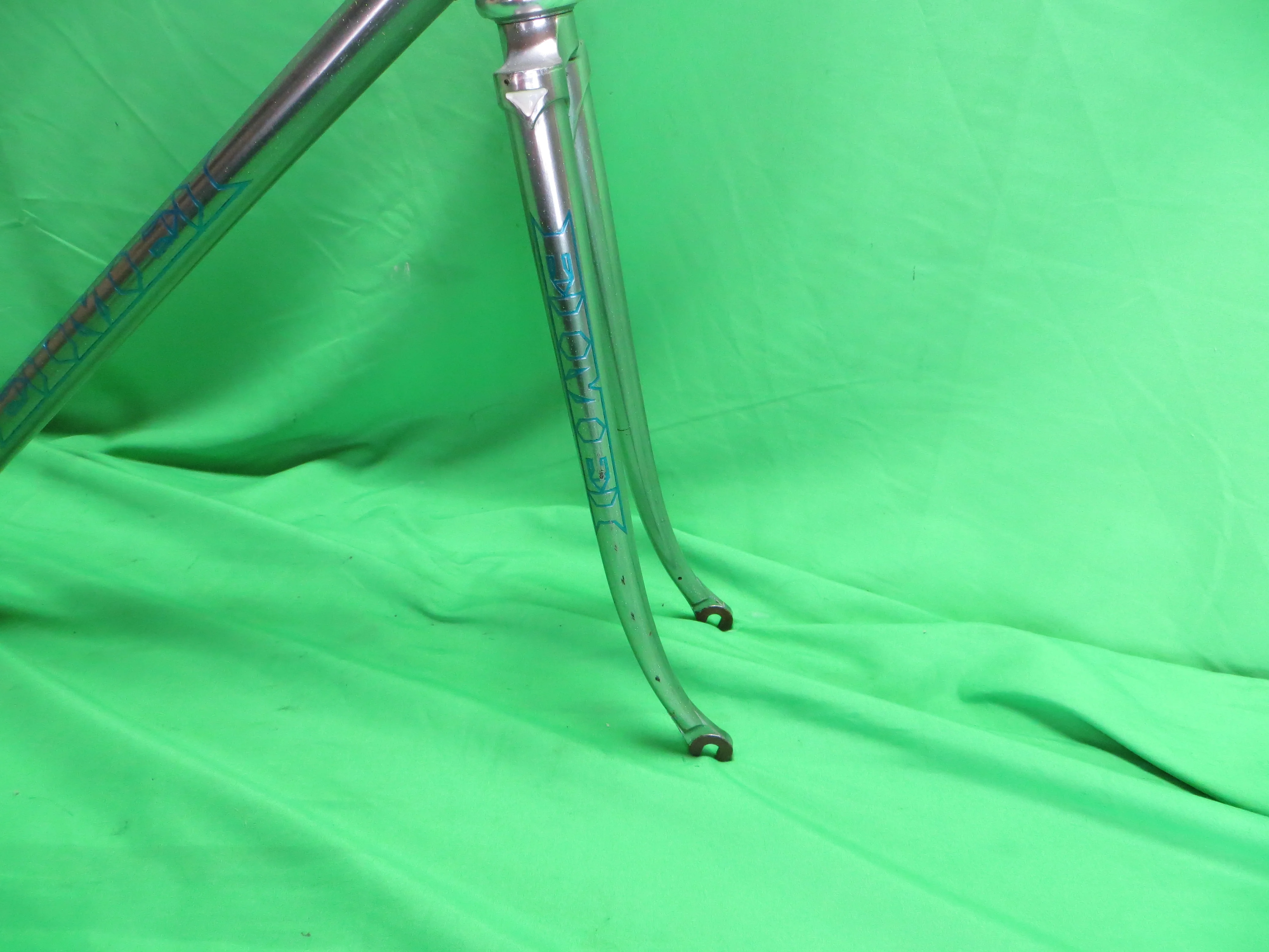 EIMEI // Mach Silver // 51cm - Image 10