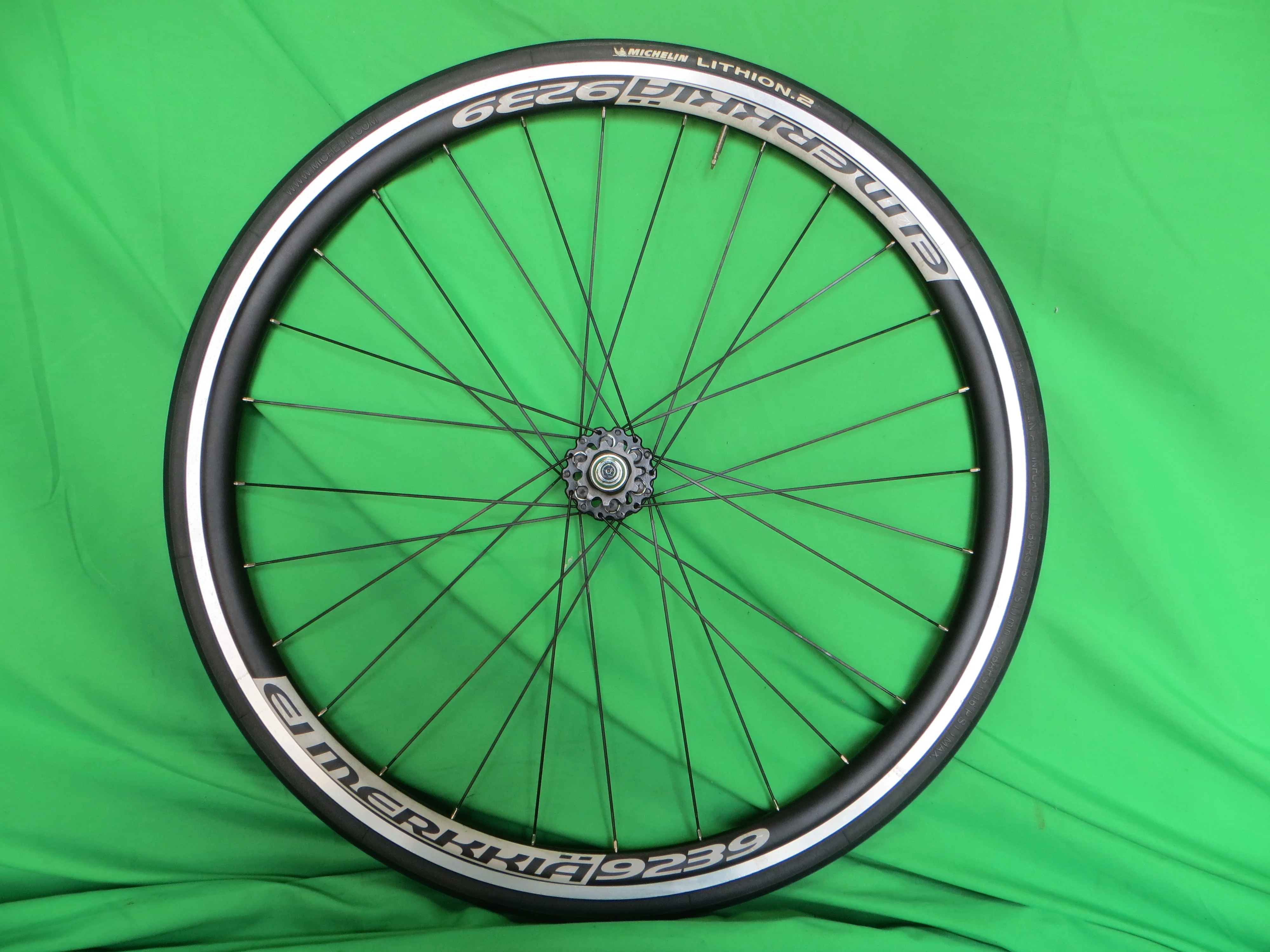 EL MERKKIA 9239 700c 120mm Clincher with Michelin Tire Rear Wheel /25032301 - Image 4