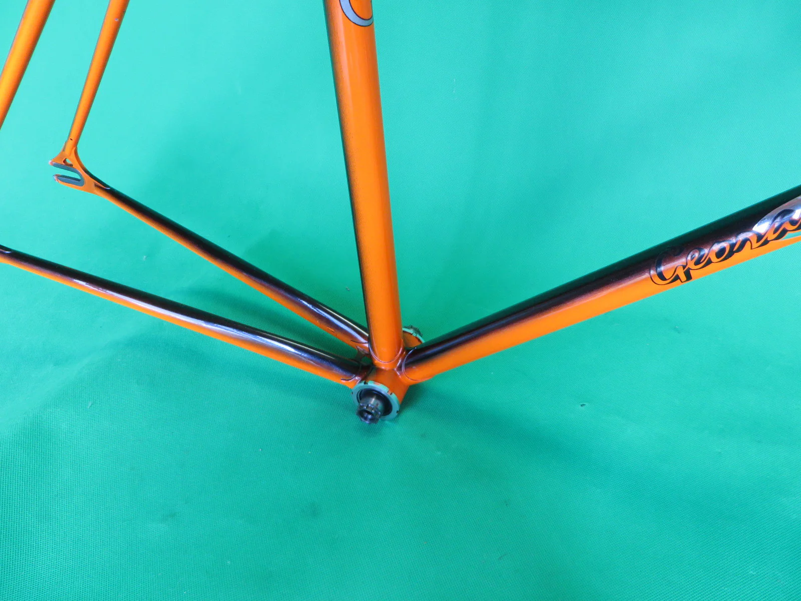 GEORAMA | black/orange fade | 52cm - Image 3