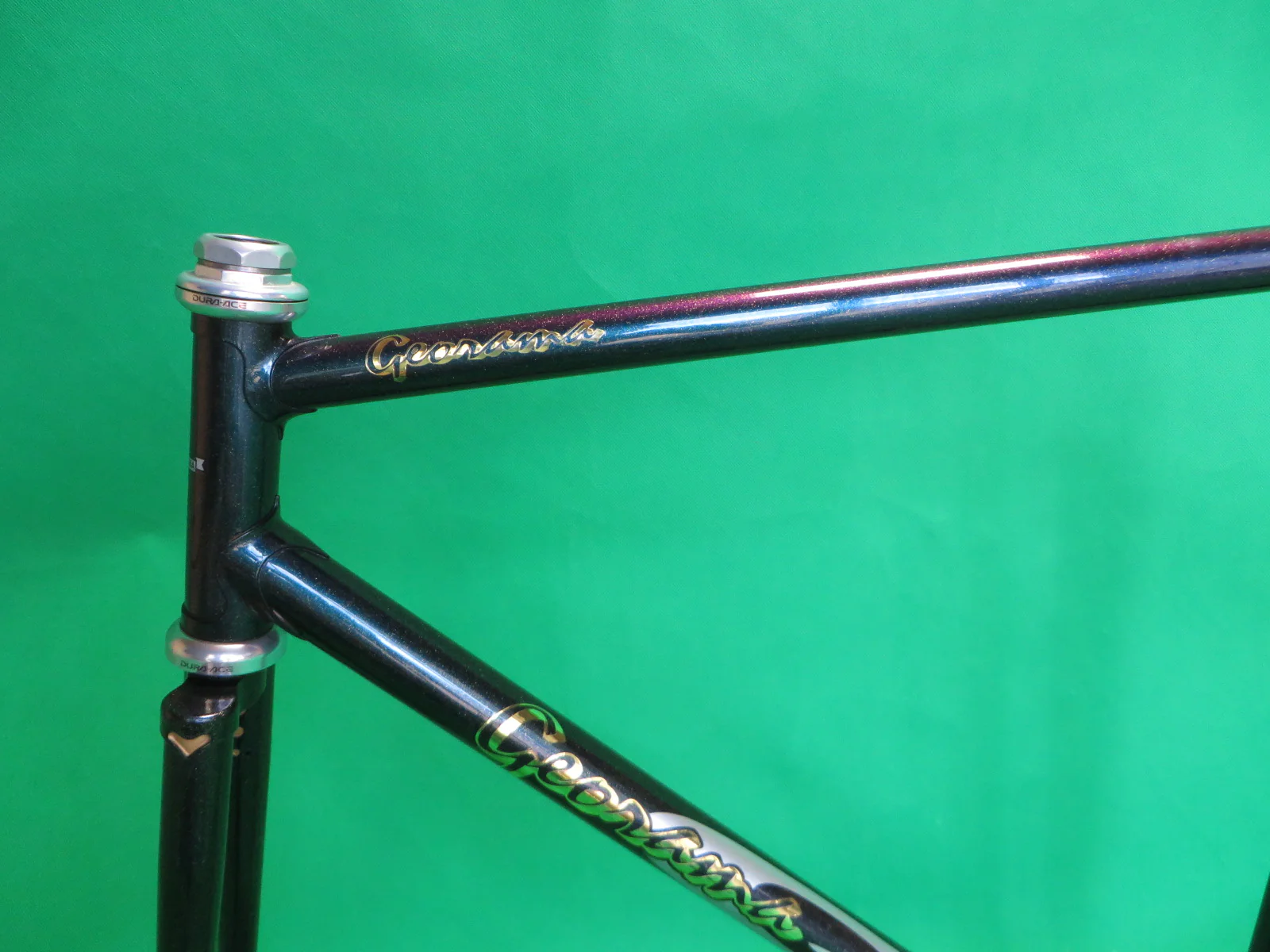 GEORAMA // Maziora with fine gold flake // 52cm - Image 4
