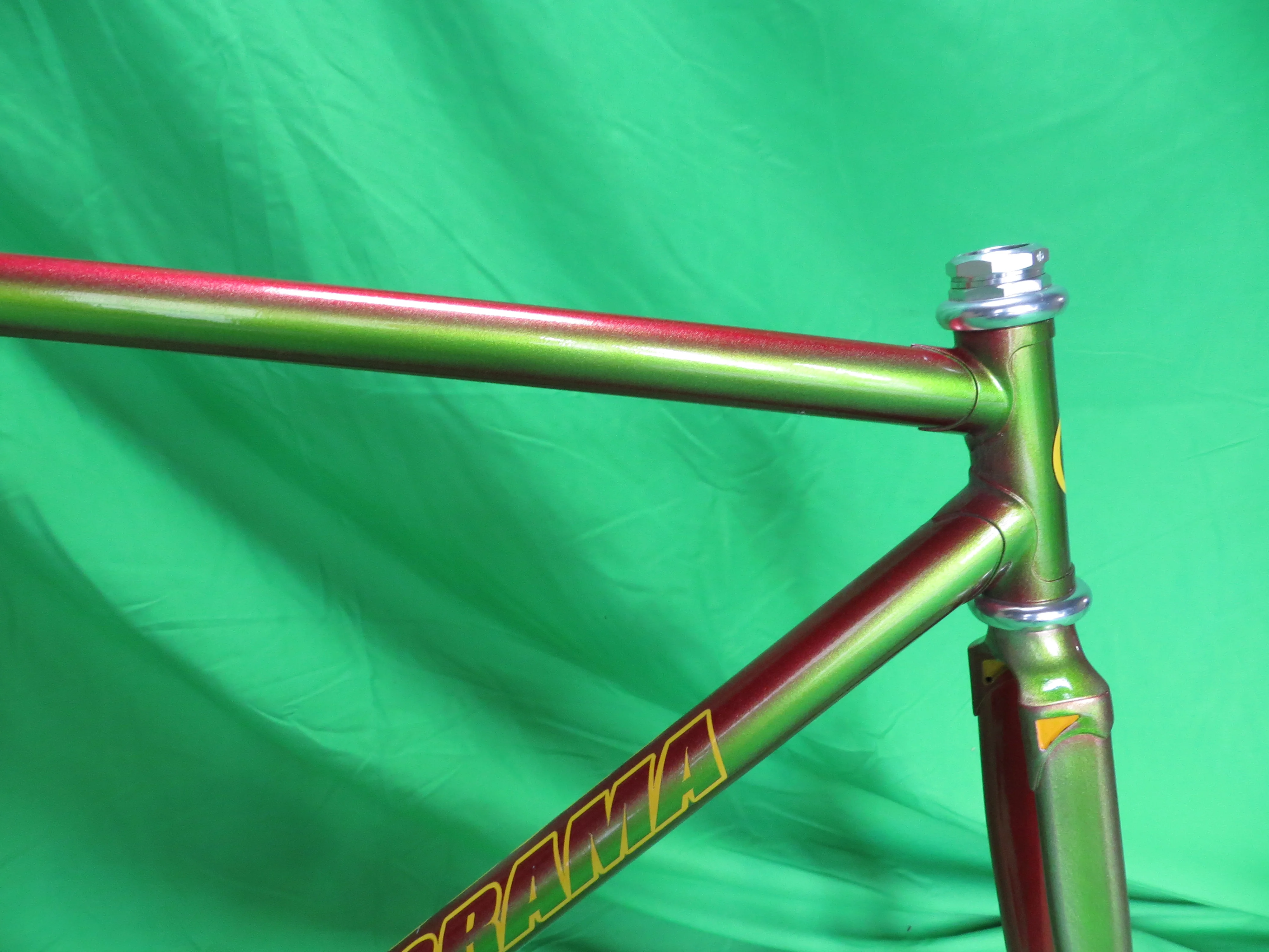 GEORAMA // Red Green Metallic Two Tone // 50cm - Image 11