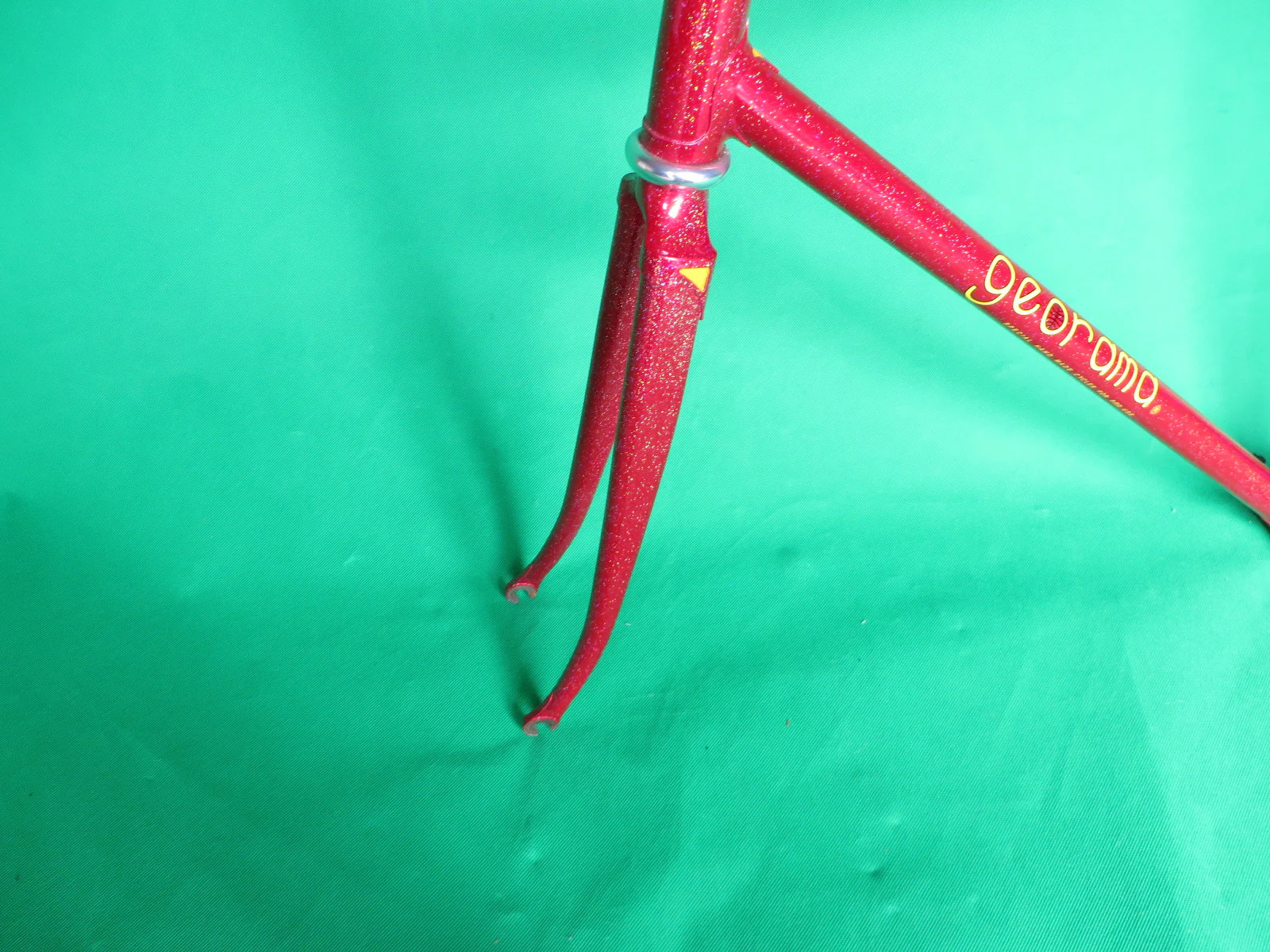Georama Red/Rainbow Flake #1 (55cm) - Image 3