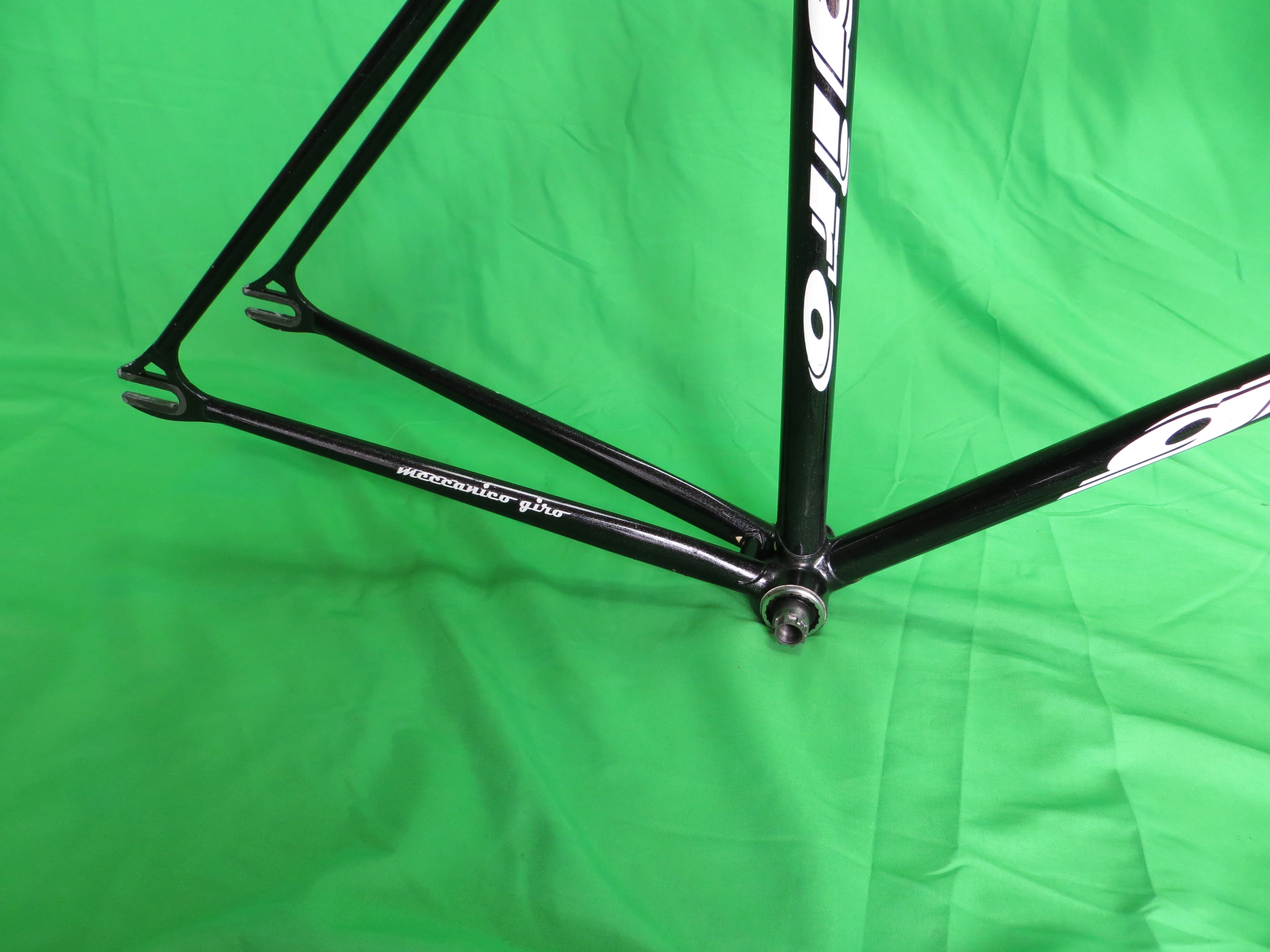 GIRO // Black Metallic // 50.5cm - Image 13