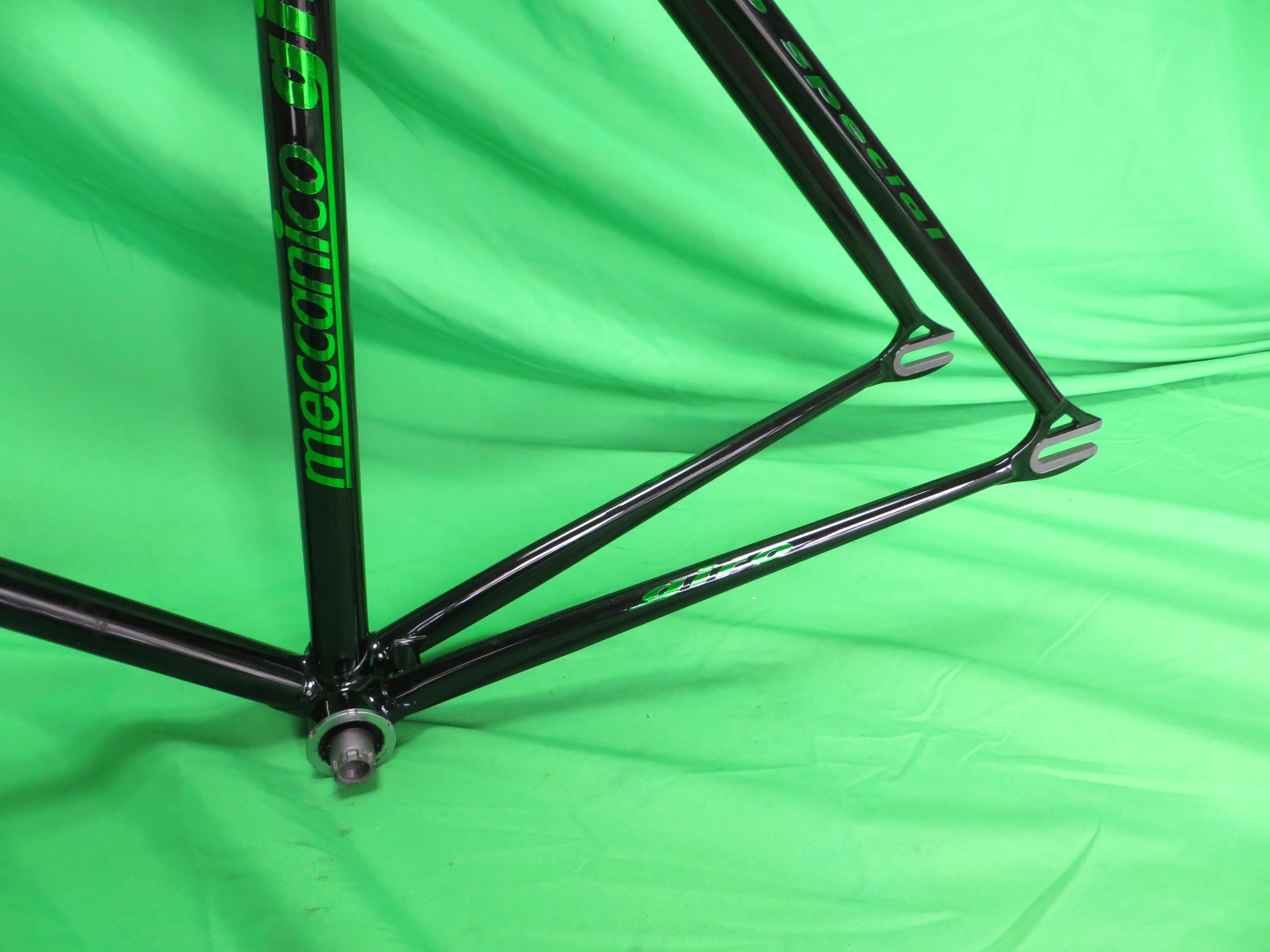 GIRO Columbus Max Fork // Black with fine green flakes // 49.5cm - Image 7
