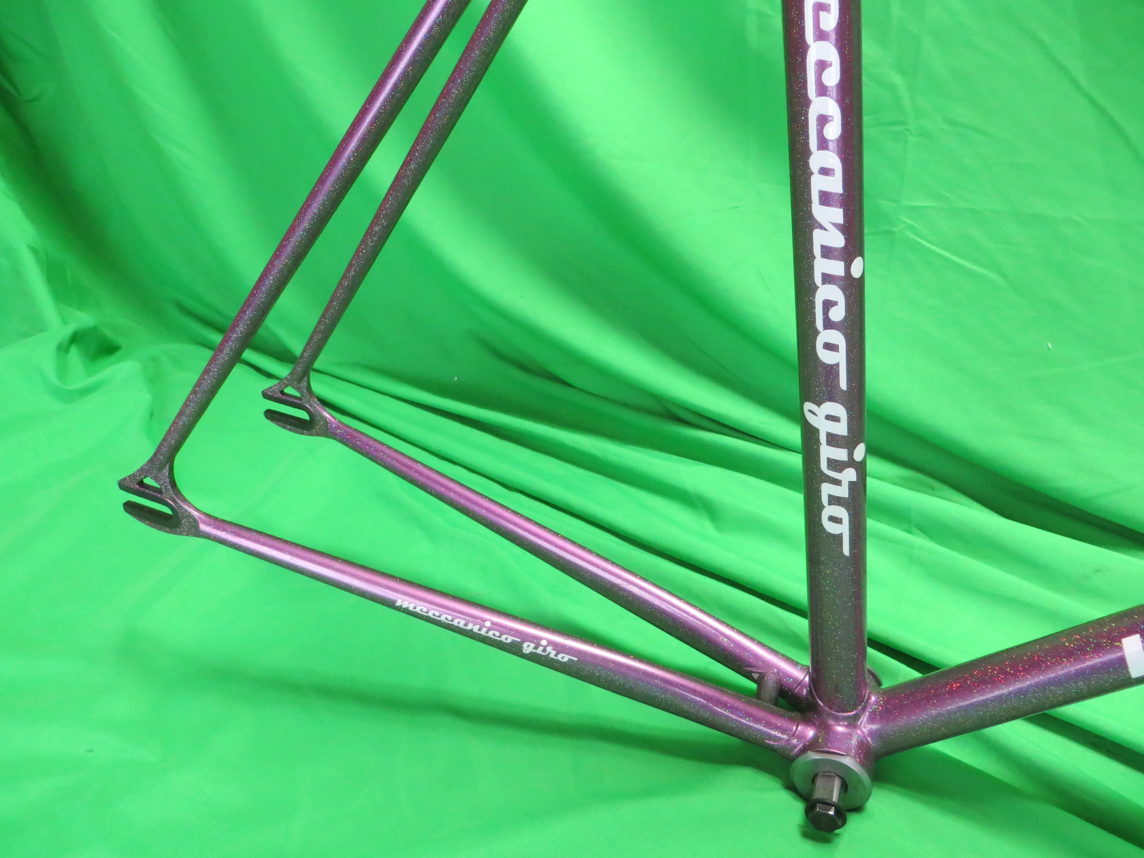 GIRO // Light Purple Metallic with Super Rainbow Fine Flake // 51.5cm - Image 14