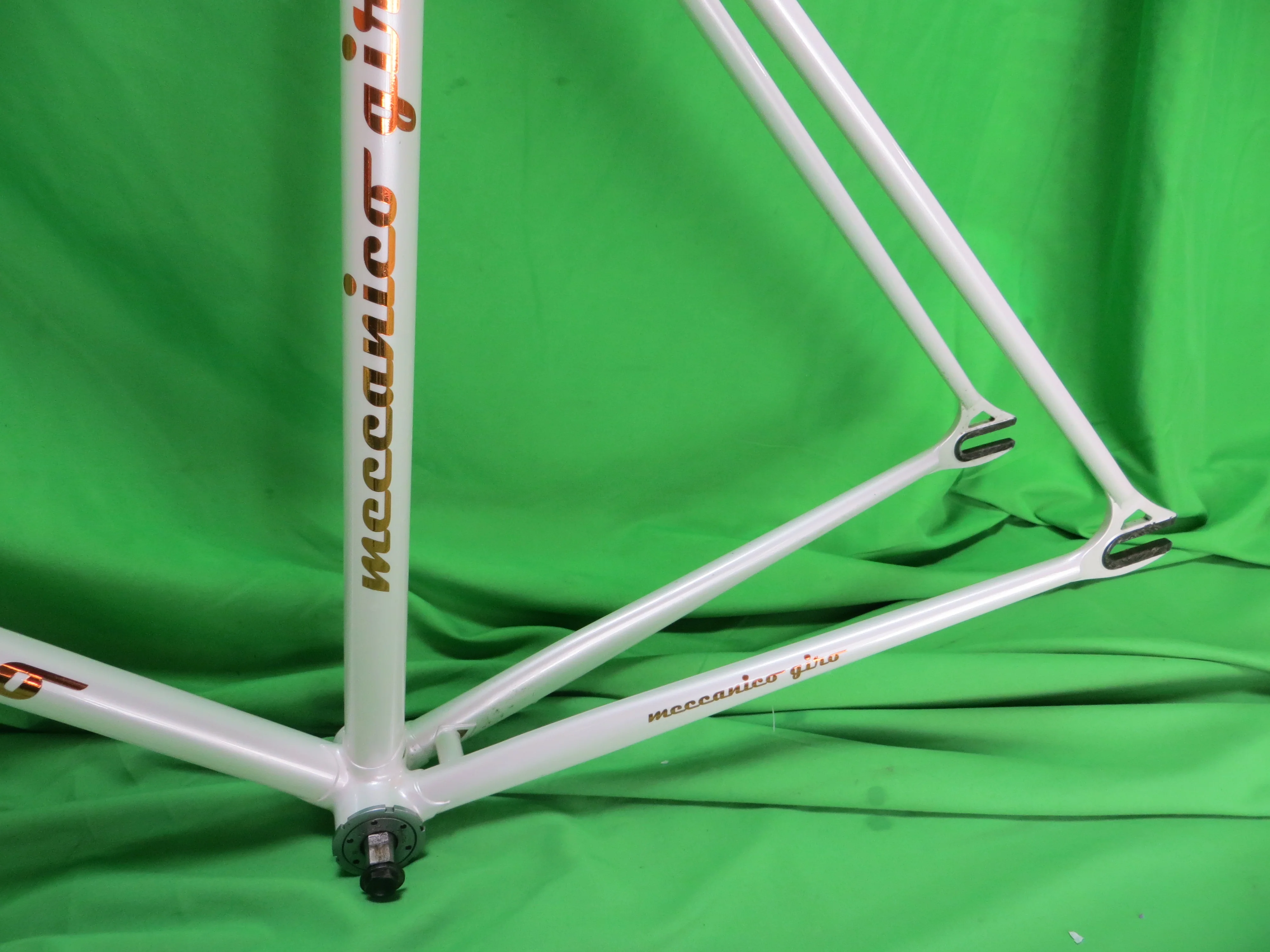 Giro // White // 51.5cm - Image 7