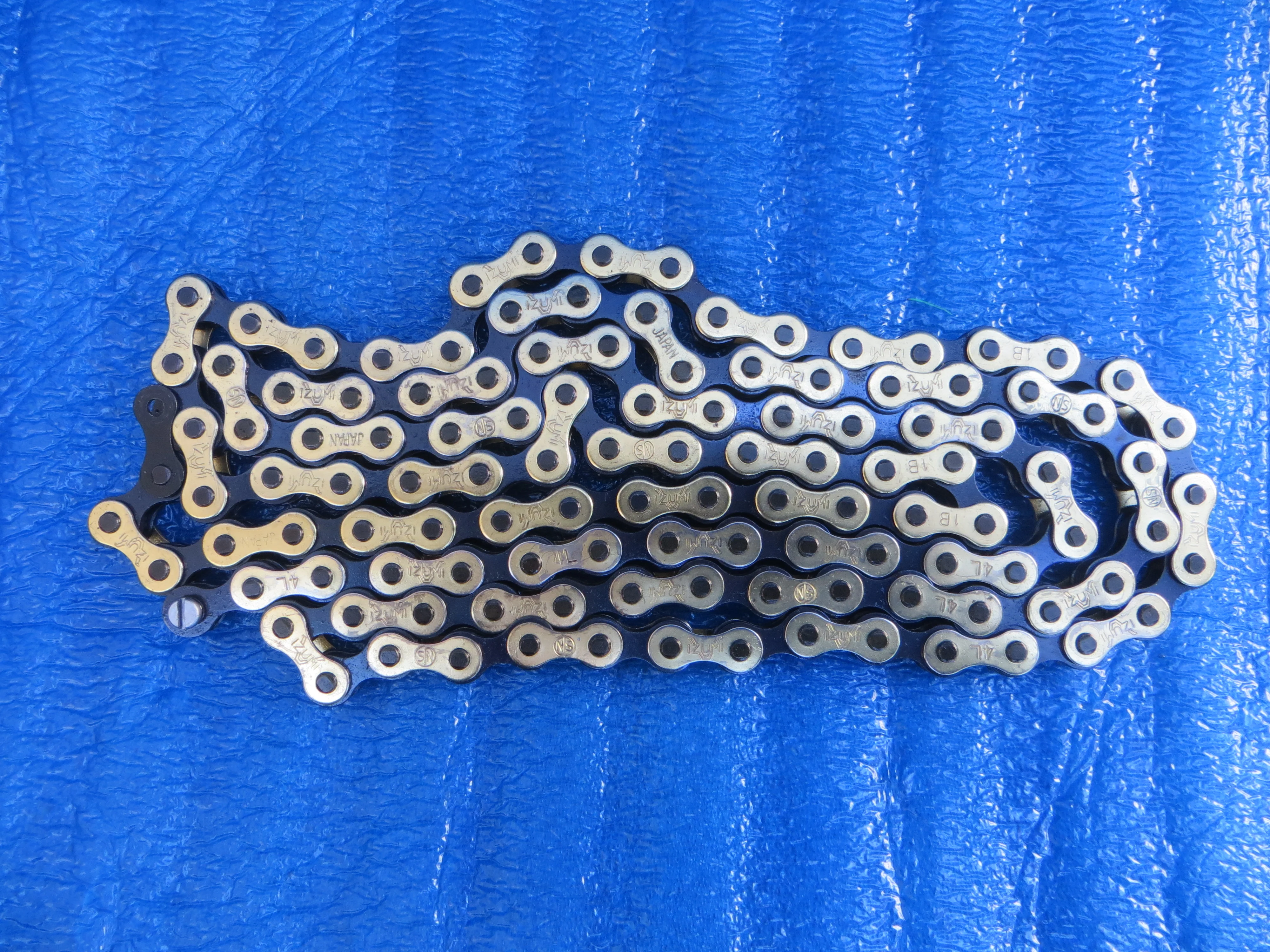 Izumi V Super Toughness NJS Chain 1/8" 106links #17