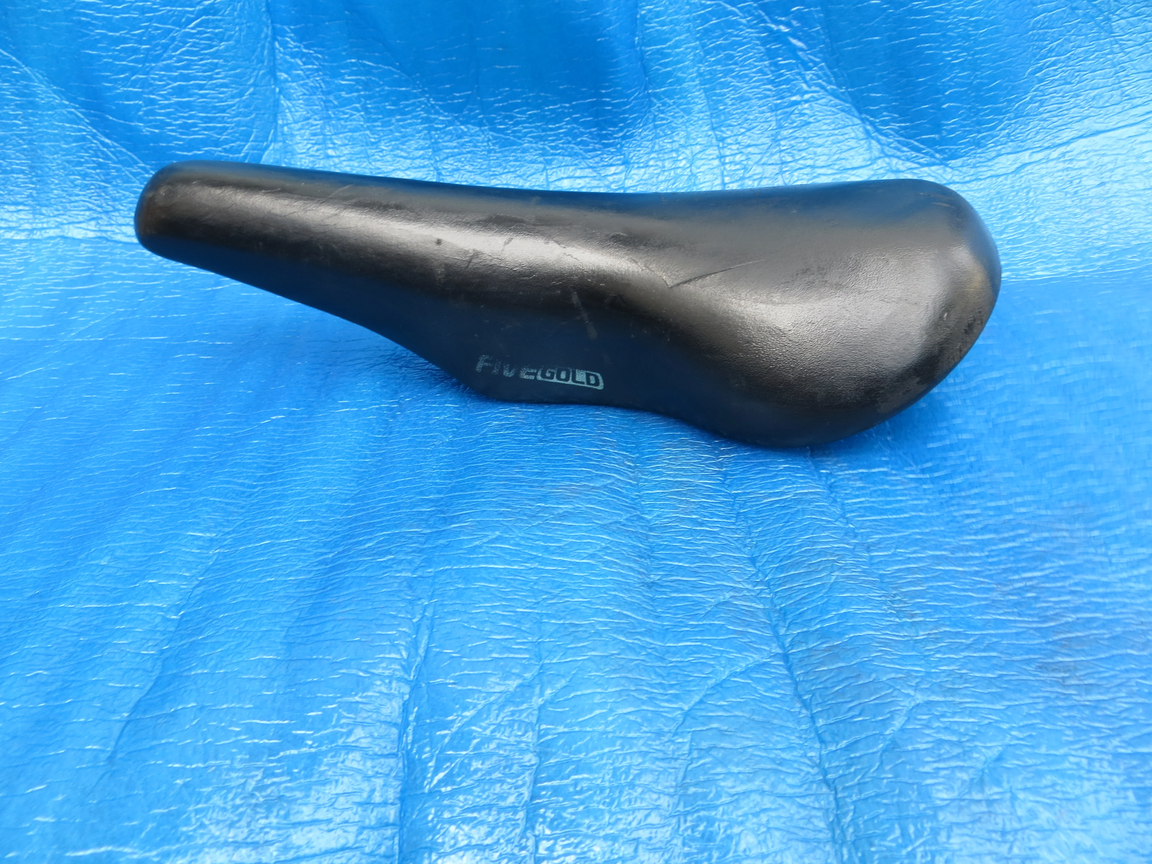 Kashima Five Gold FG-4P 44mm NJS Unpadded Saddle  (24051201) - Image 3
