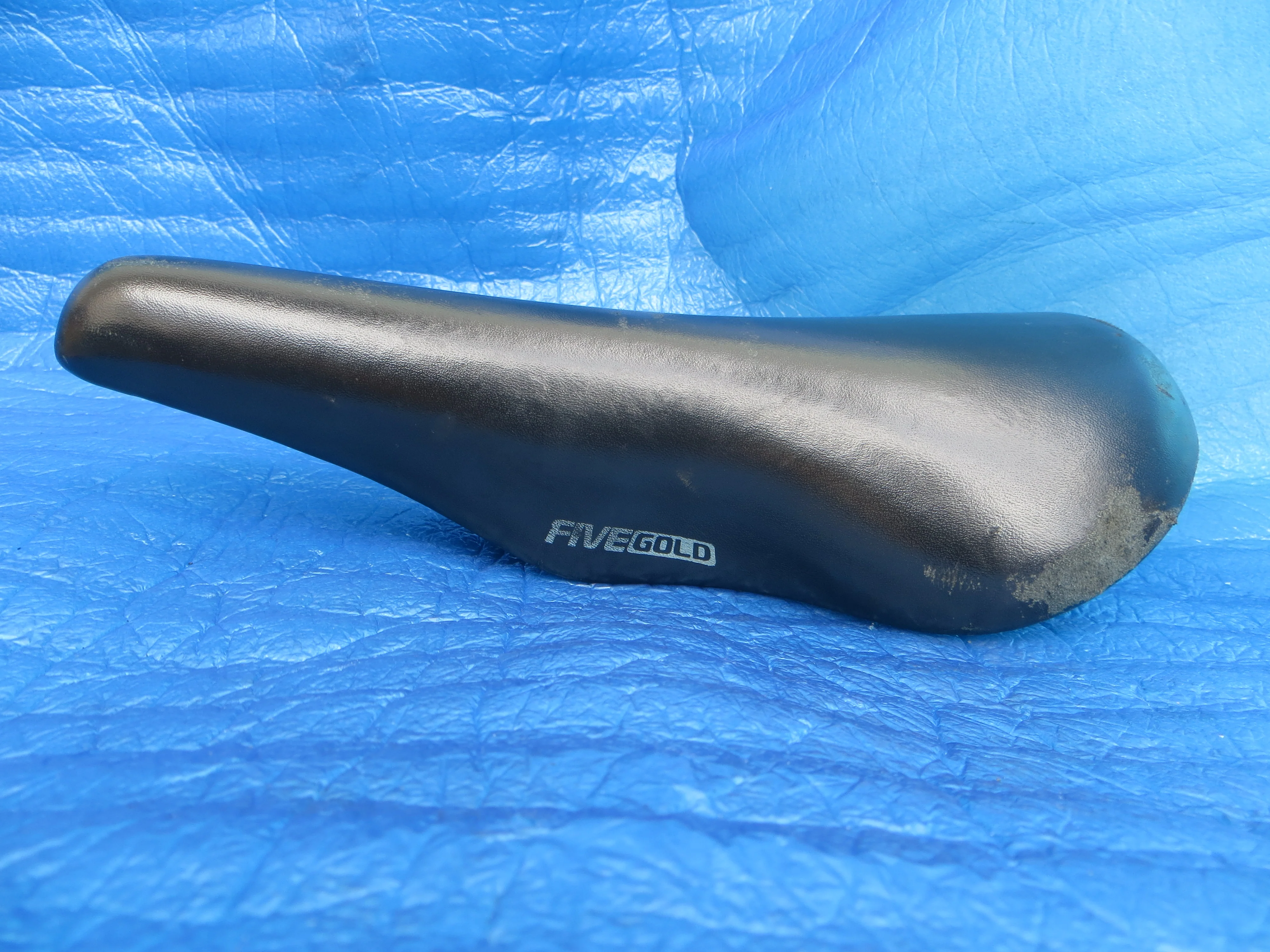 Kashima Five Gold FG-4P 44mm NJS Unpadded Saddle (25092209) - Image 3