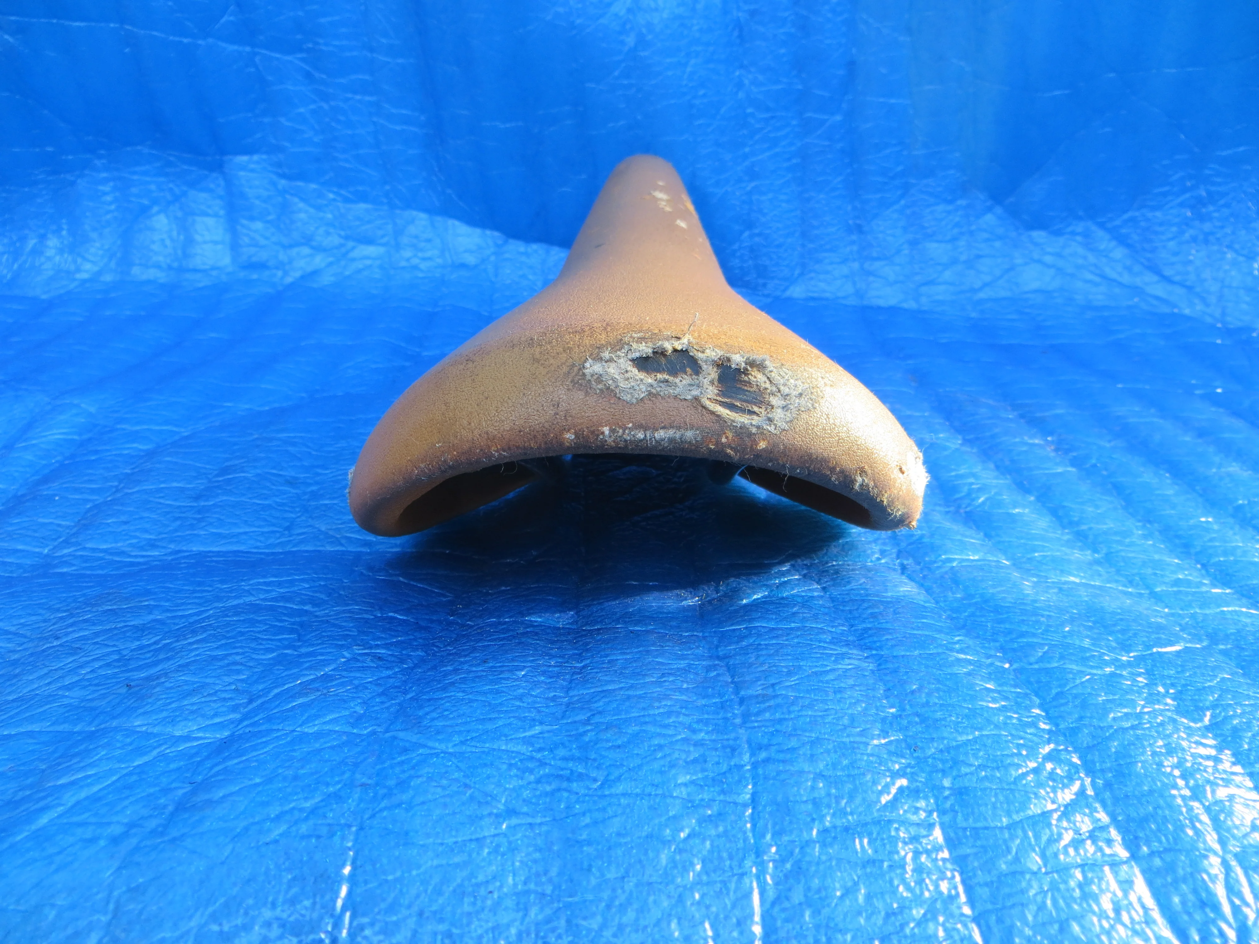 Kashima Five Gold FG-4P 44mm NJS Unpadded Saddle  (25111904) - Image 4