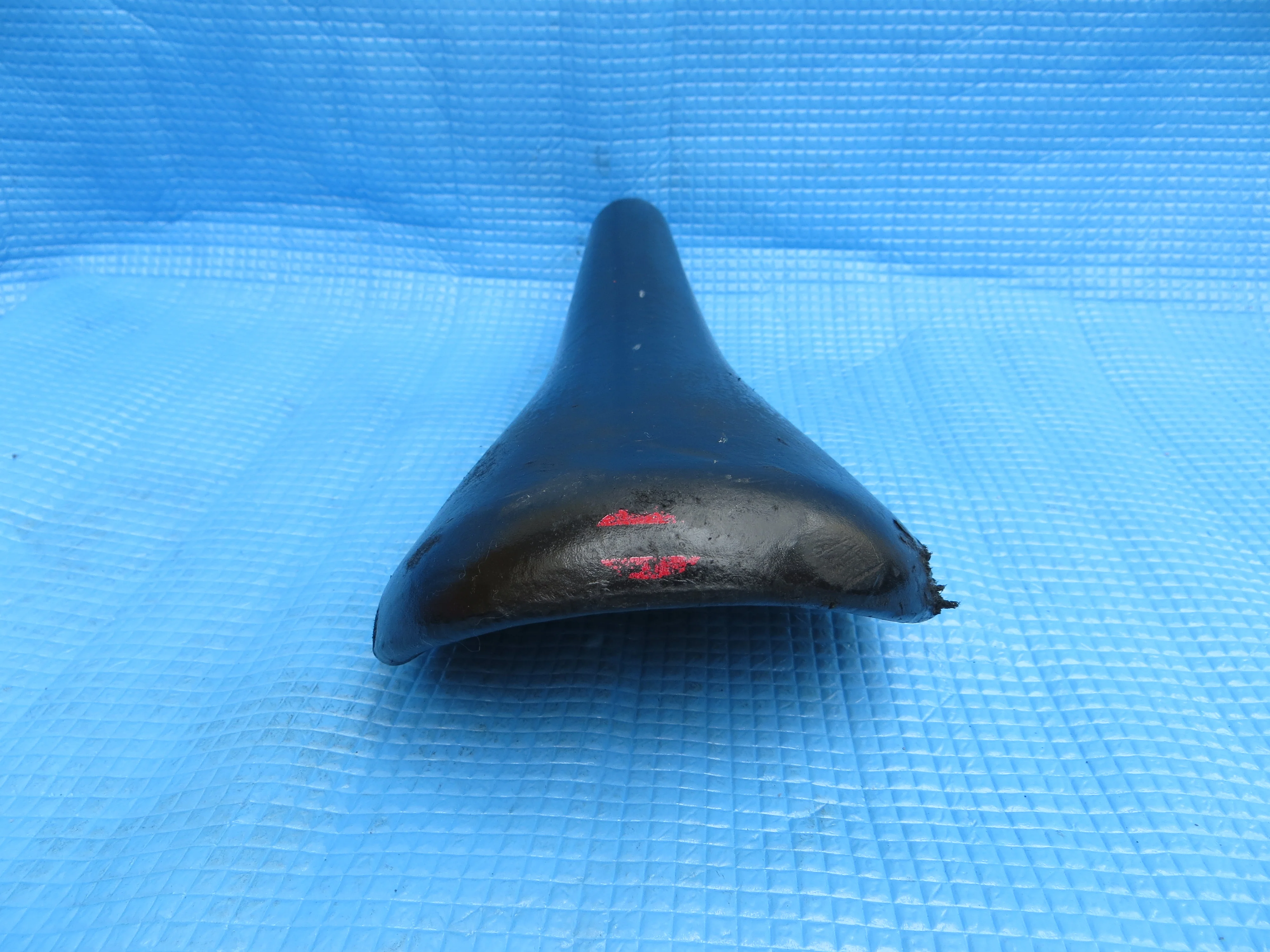 Kashima Five Gold FG-7P 30mm NJS Unpadded Saddle (22080655) - Image 4