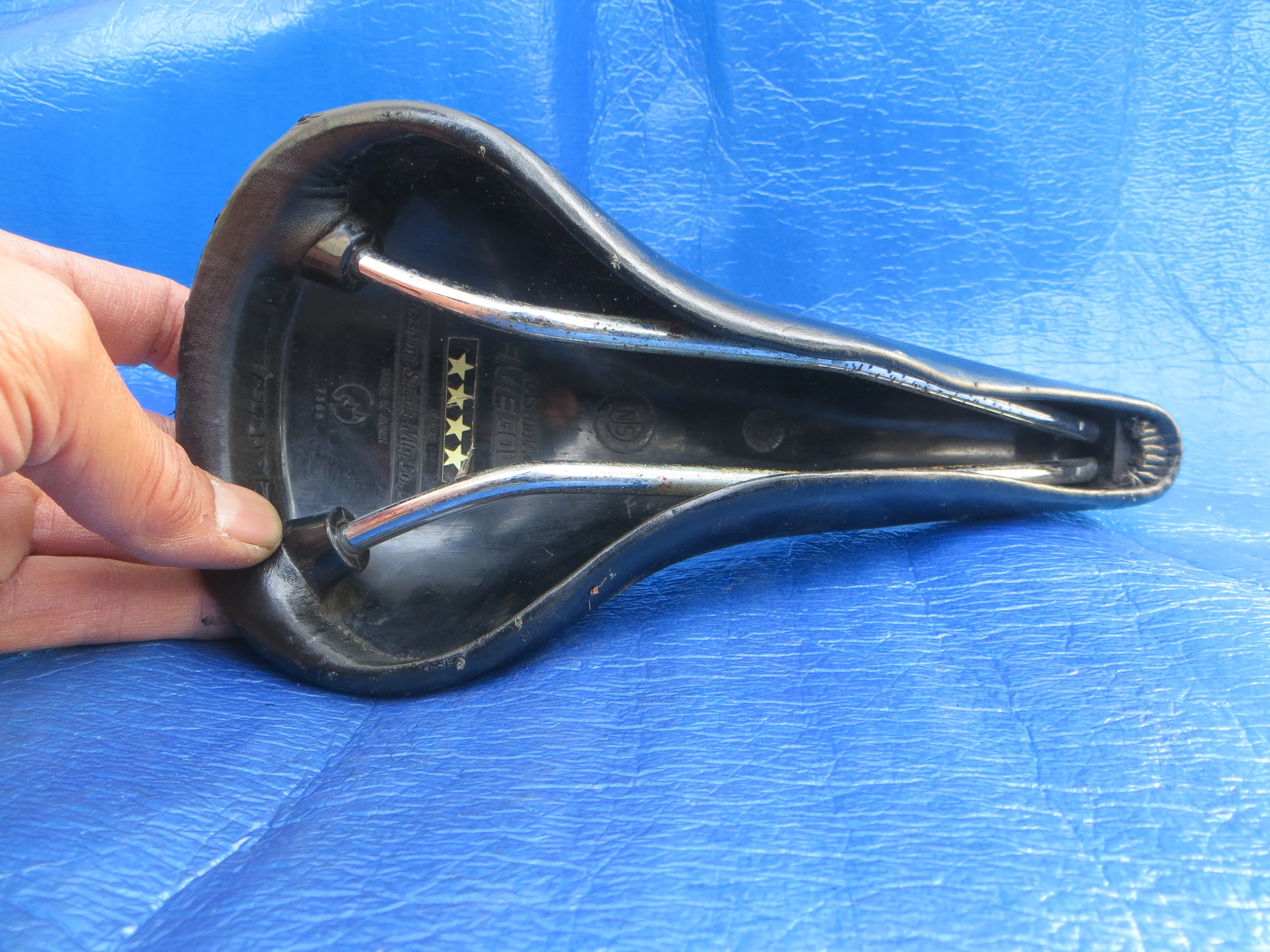 Kashima Five Gold FG-7P 30mm NJS Unpadded Saddle (25011506) - Image 5