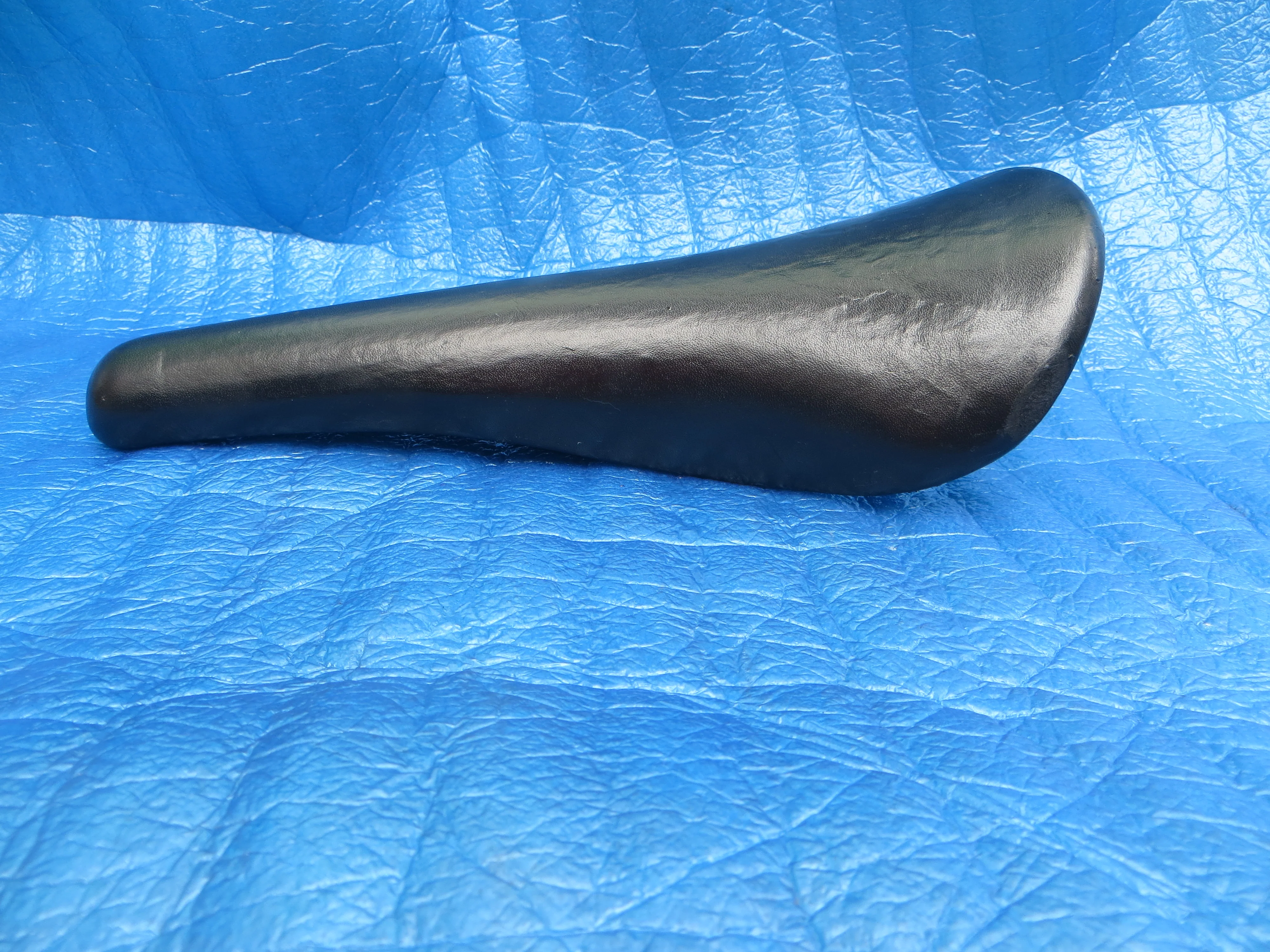 Kashima Five Gold FG-8P 30mm NJS Unpadded Saddle (25122104) - Image 3