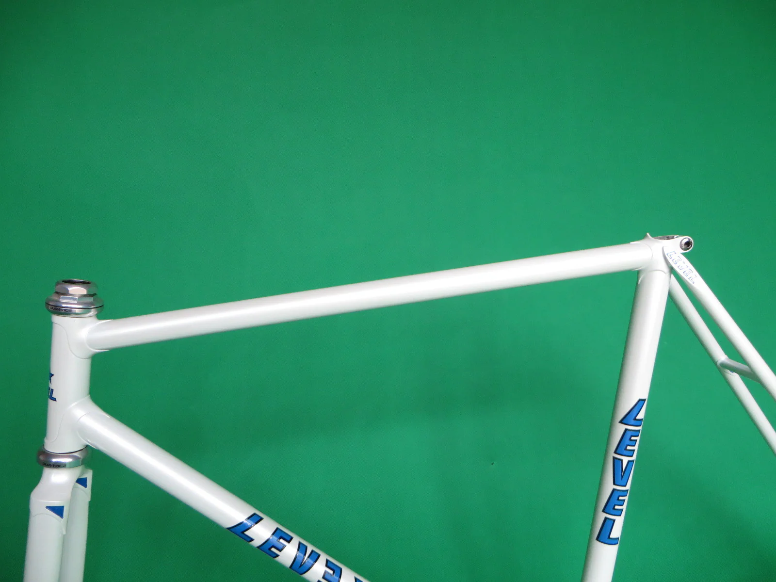 Level White (53cm) - Image 4