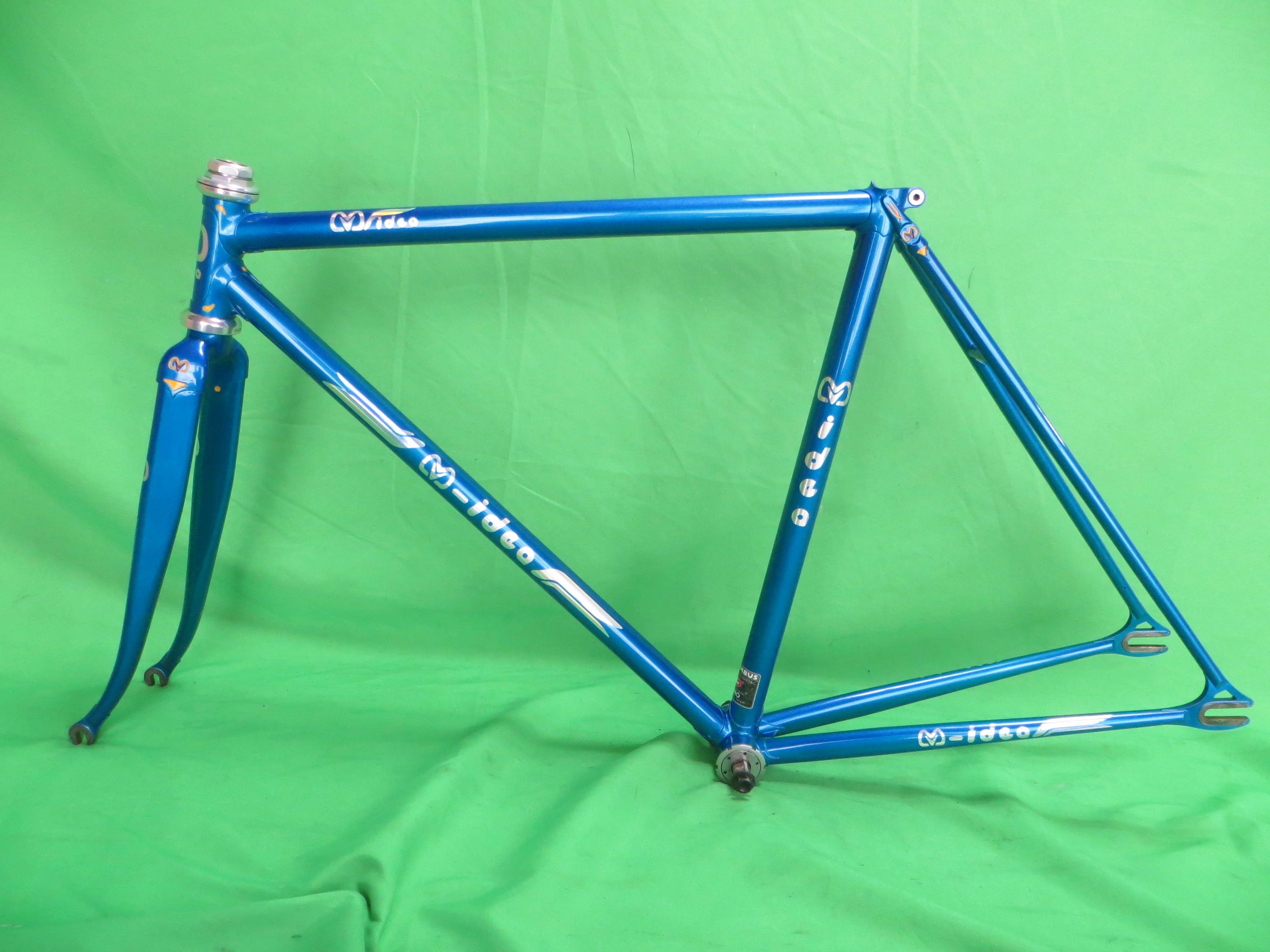 M-idea Columbus Nemo / Max Fork // Blue Metallic // 49.5cm