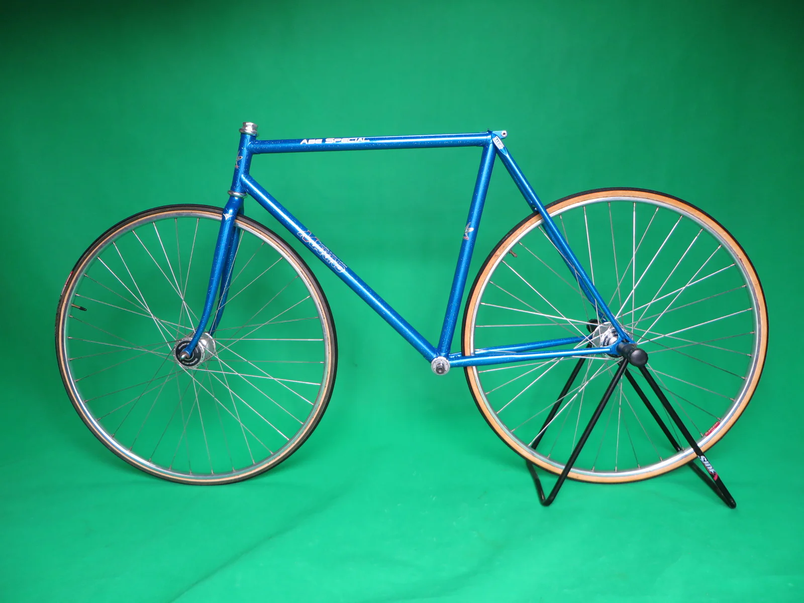 Makino // Blue with rainbow flake // 52.5cm - Image 16
