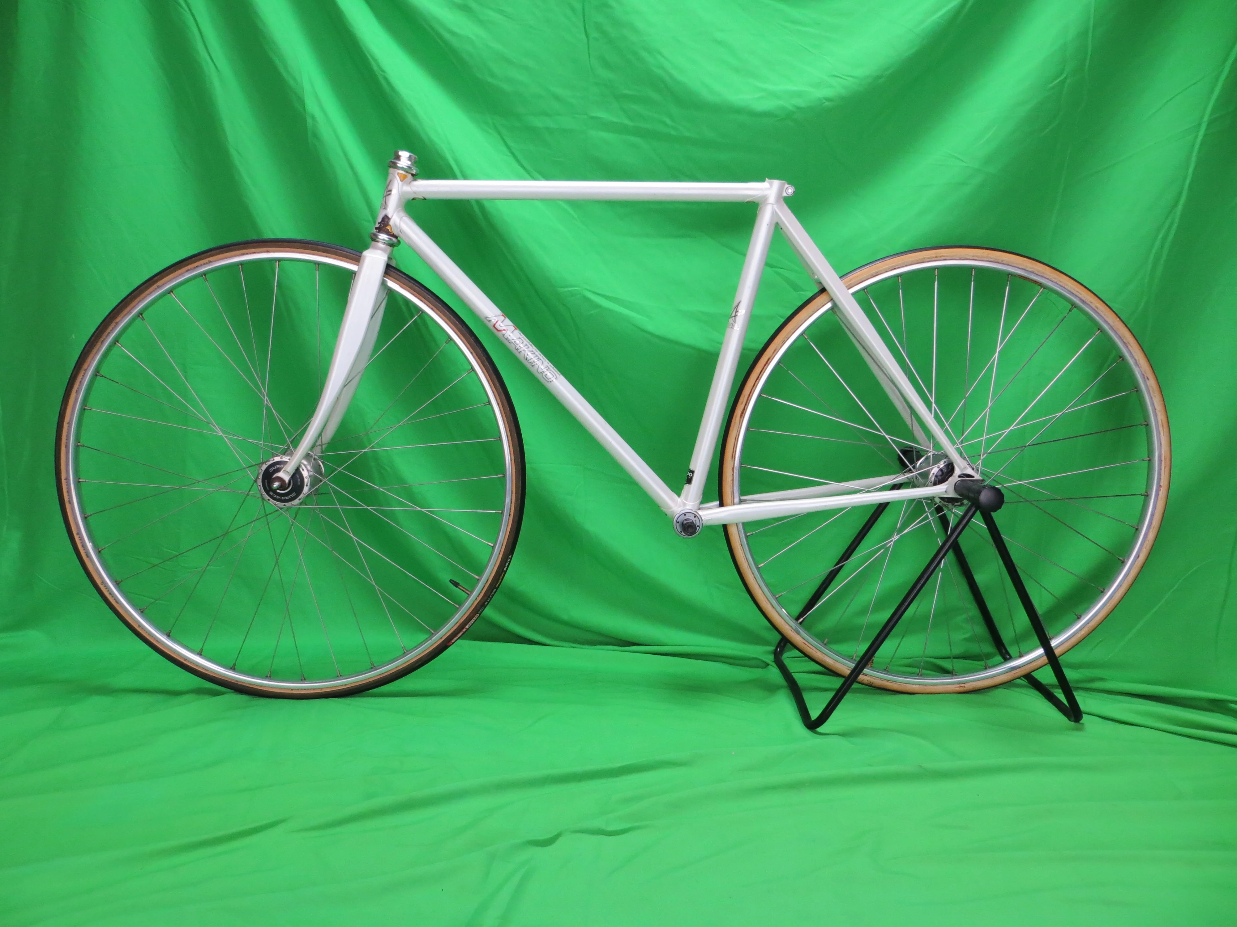 Makino Columbus Max Fork // White // 49.5cm - Image 16