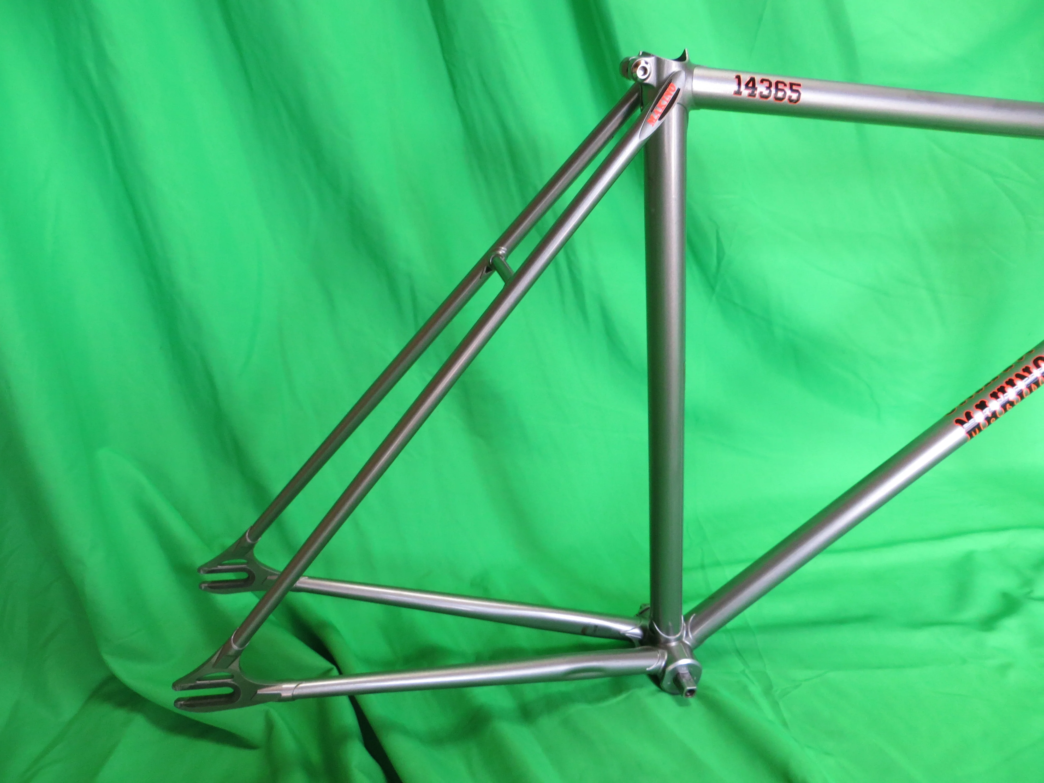 Makino // Gray Silver // 50.5cm - Image 15