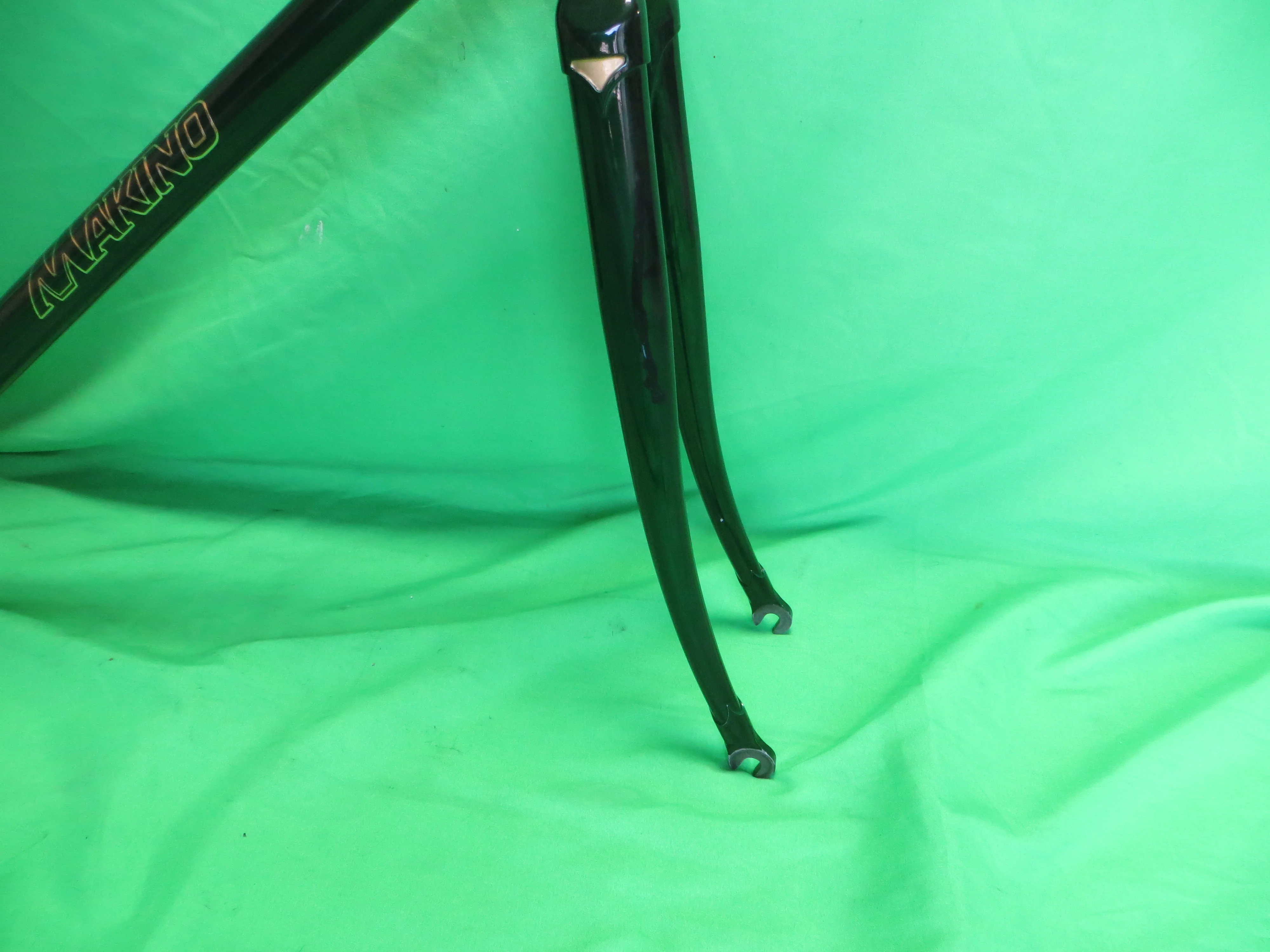 MAKINO // Green Metallic Clear Black Fade // 51.5cm - Image 10