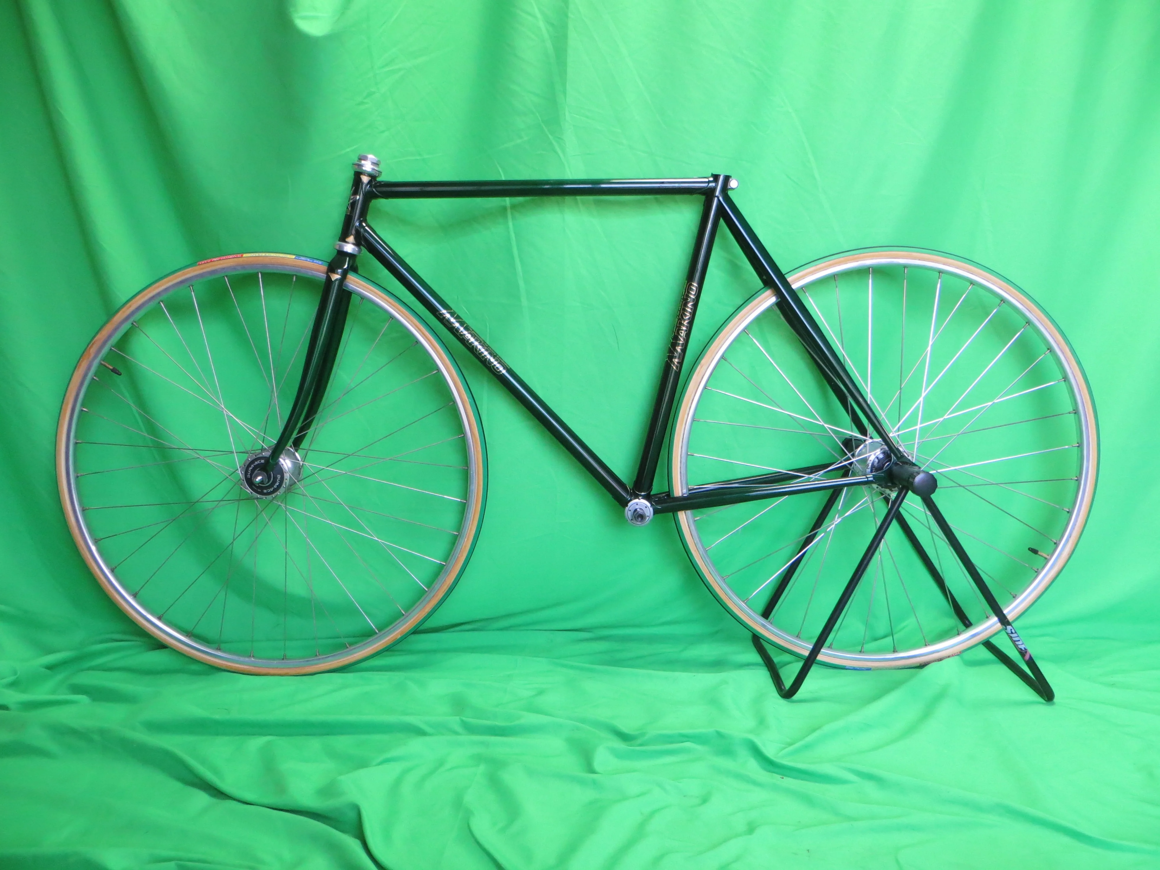 MAKINO // Green Metallic Clear Black Fade // 51.5cm - Image 16
