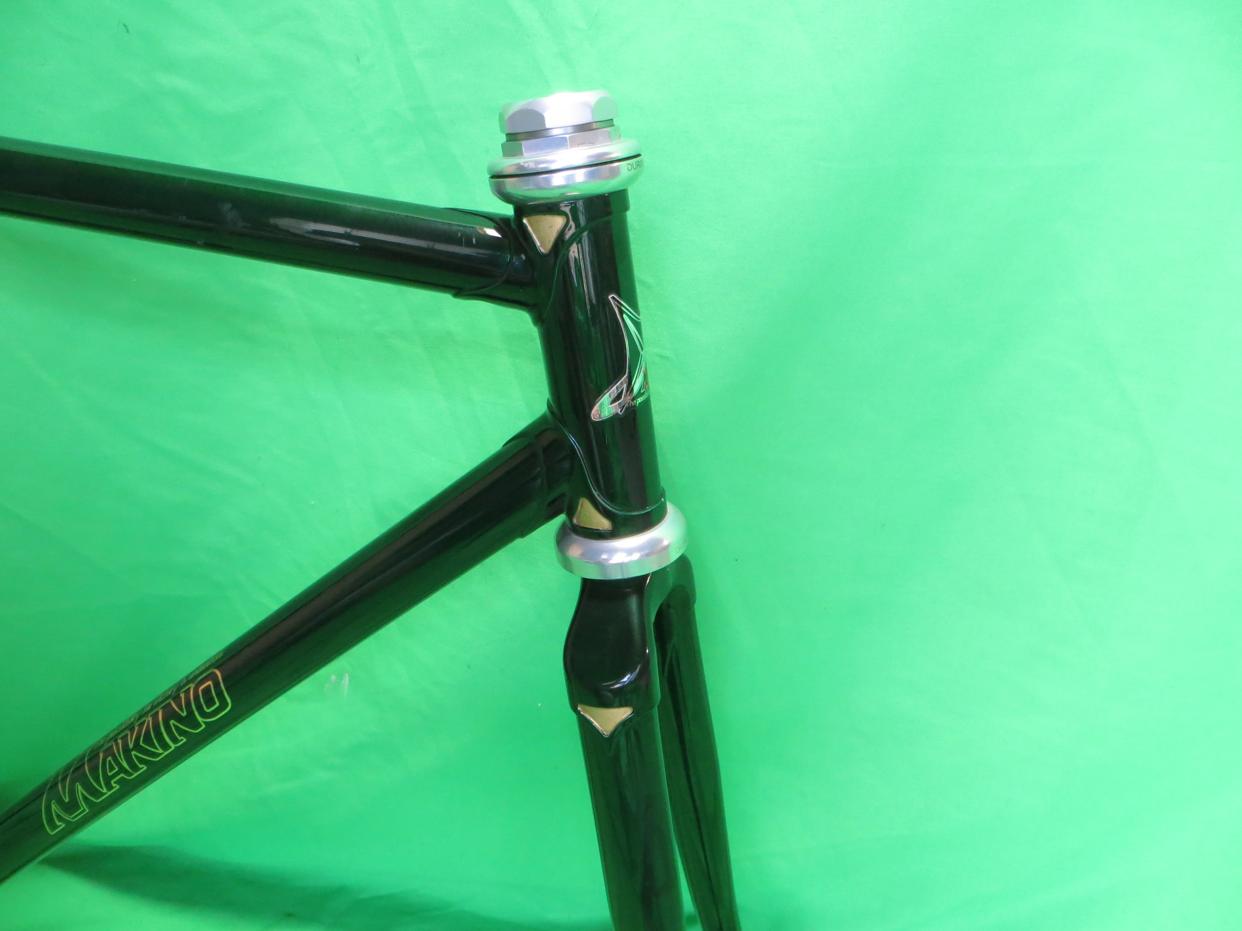MAKINO // Green Metallic Clear Black Fade // 51.5cm - Image 9