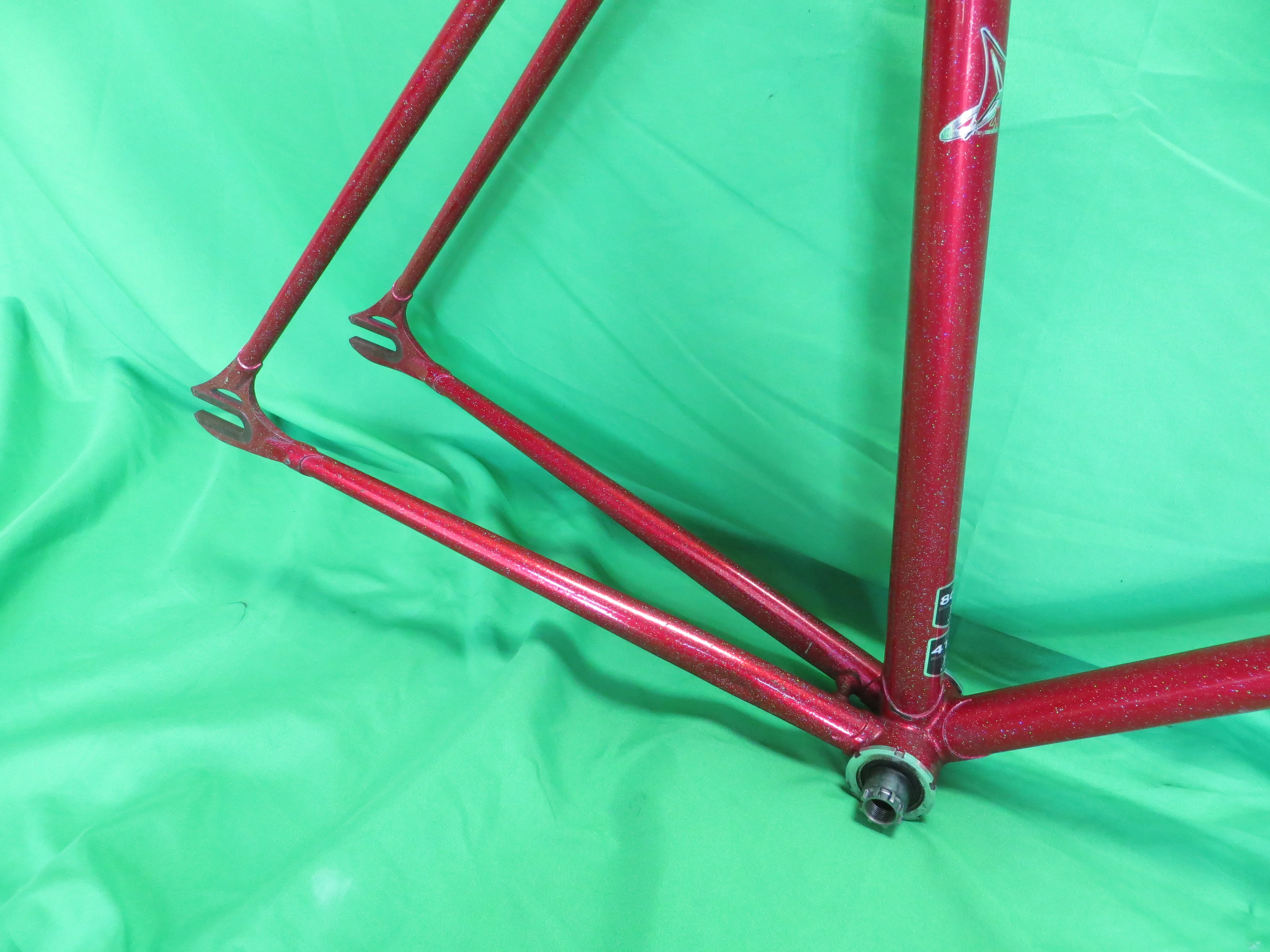 Makino Kaisei 8630R/4130R  // Red Metallic with Rainbow Flake // 53.5cm - Image 14