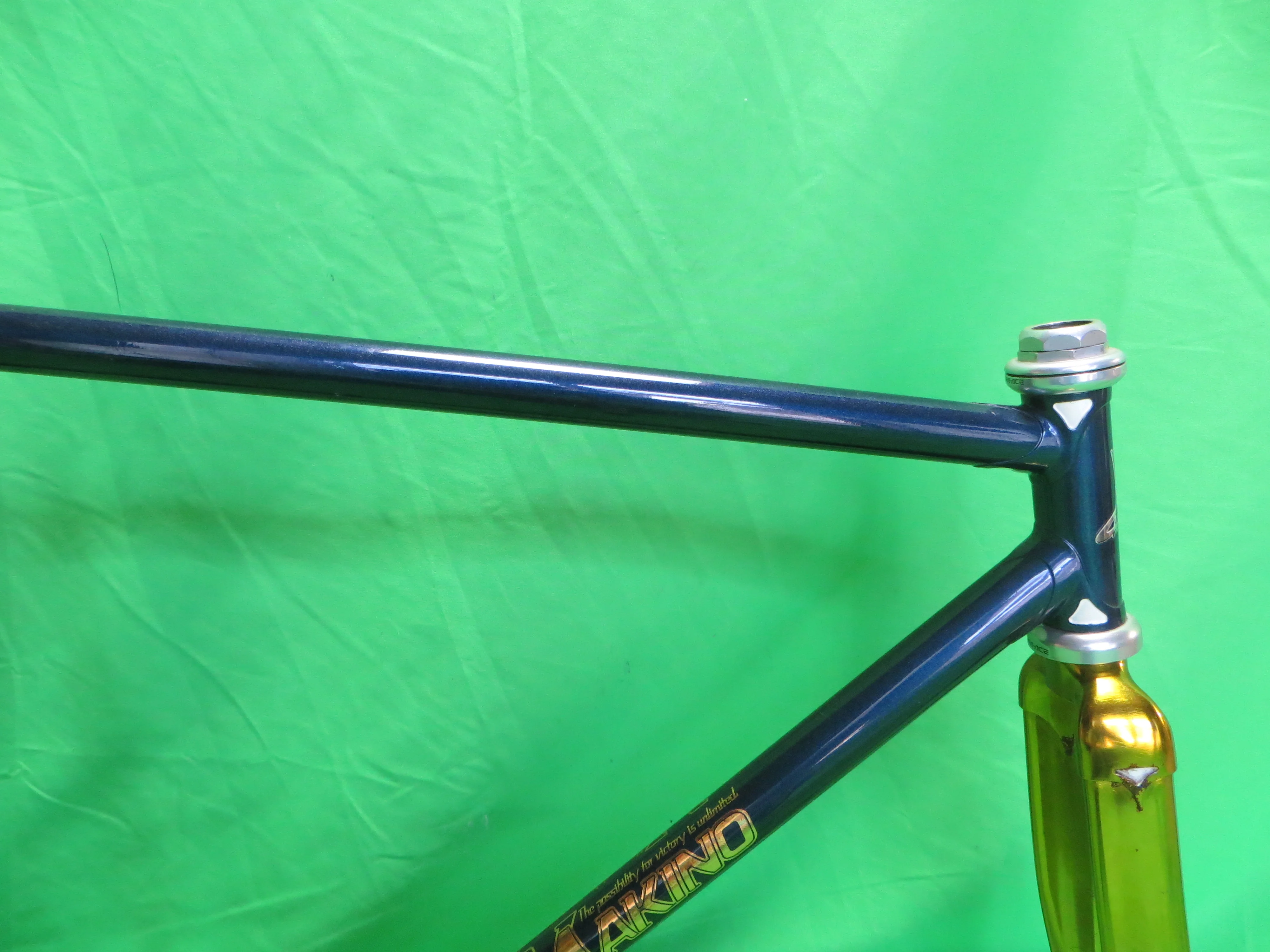 Makino Columbus Max Fork // Navy Metallic / Gold Plated Frok // 51cm - Image 11