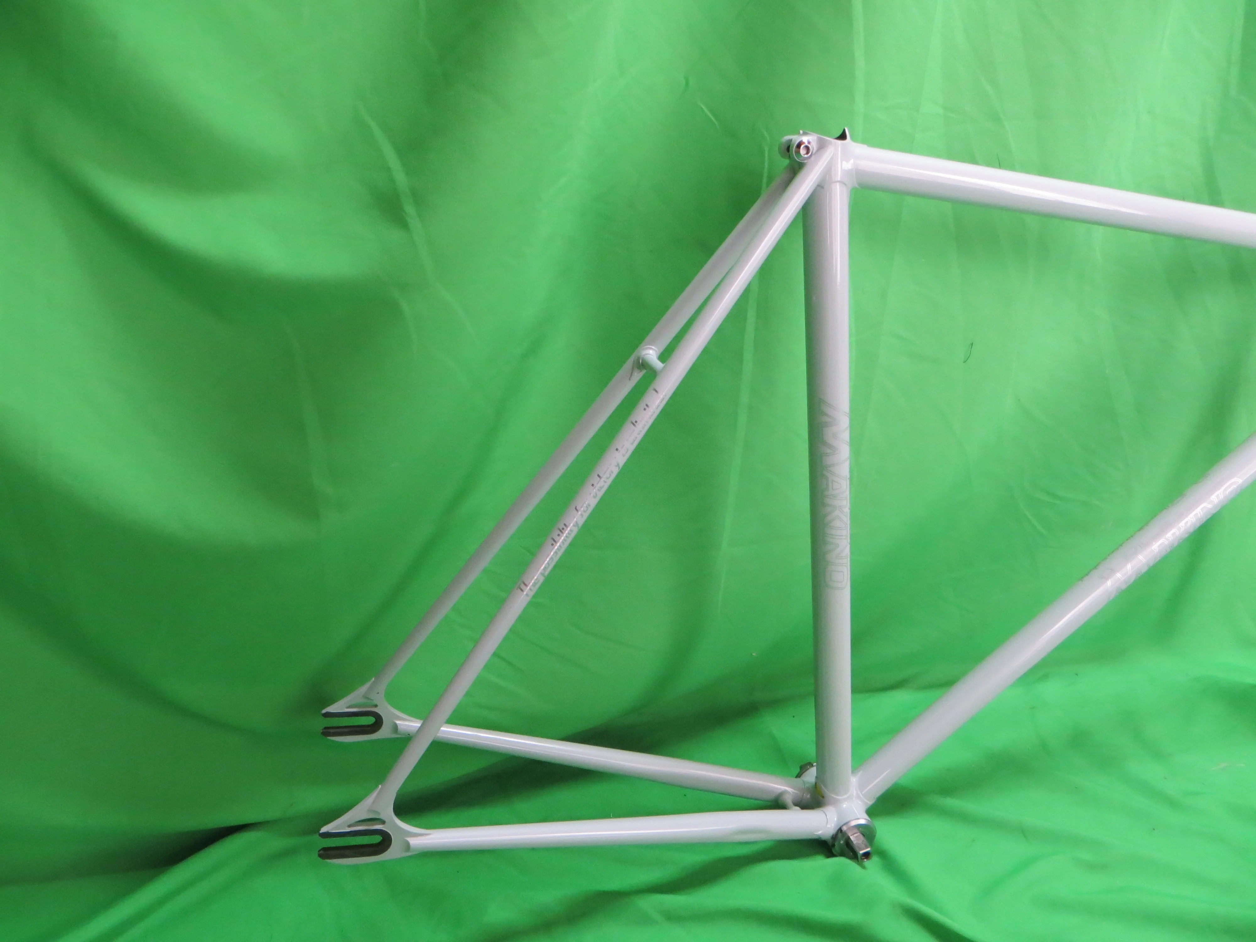 Makino // Off White // 54.5cm - Image 15
