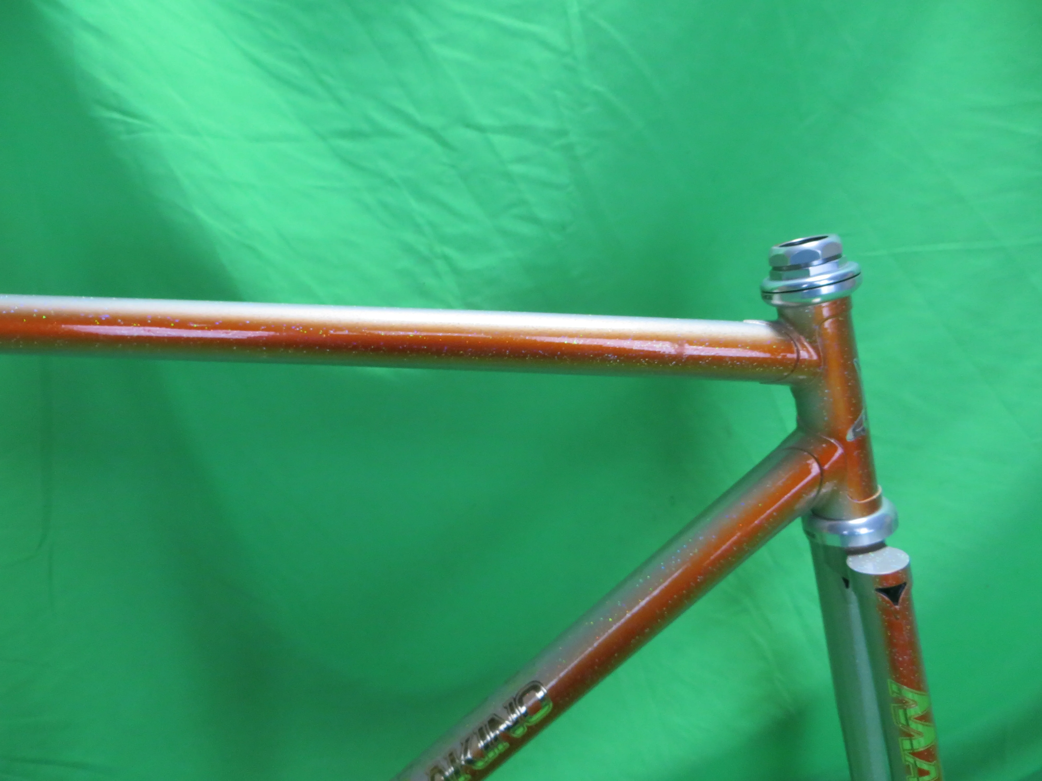 MAKINO // Orange Metallic / Silver Fade with Rinbow Flake // 51.5cm - Image 11