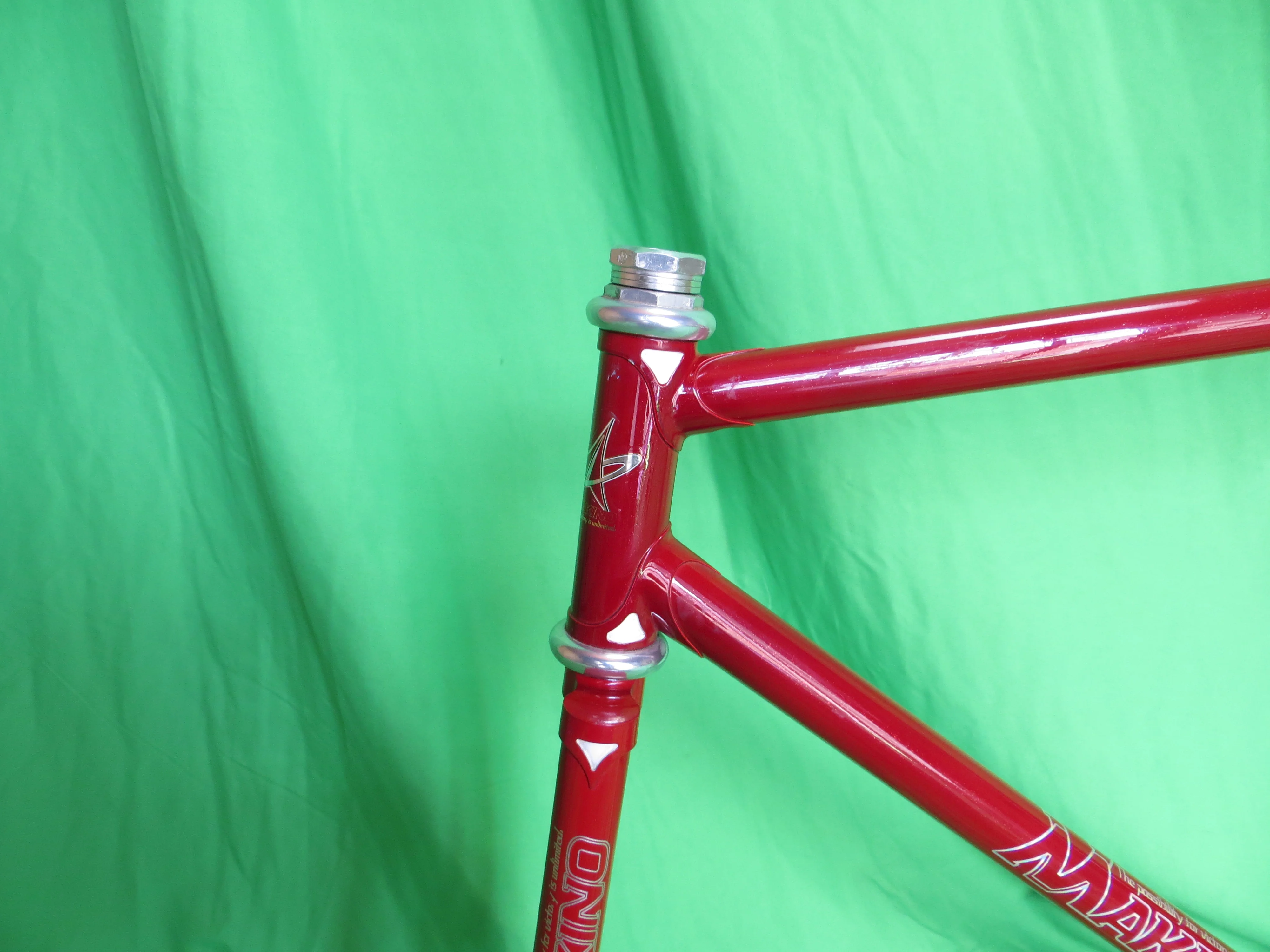 Makino // Red Metallic // 52cm - Image 2