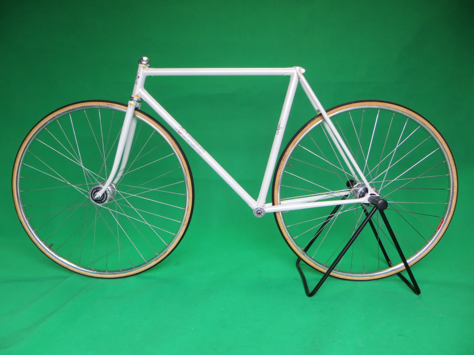 MAKINO // White 2003 // 52cm - Image 16