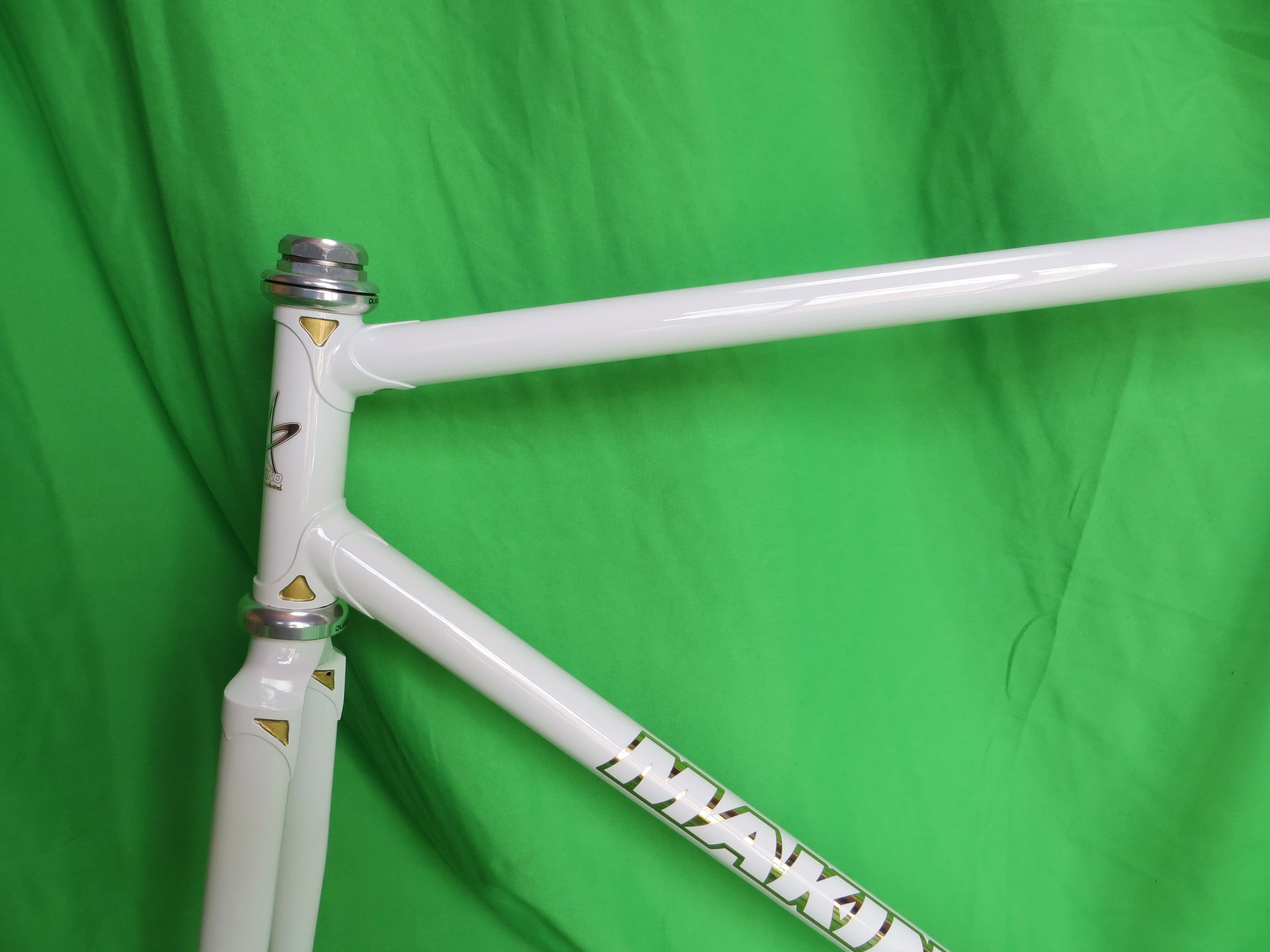 Makino // White // 53.5cm - Image 4
