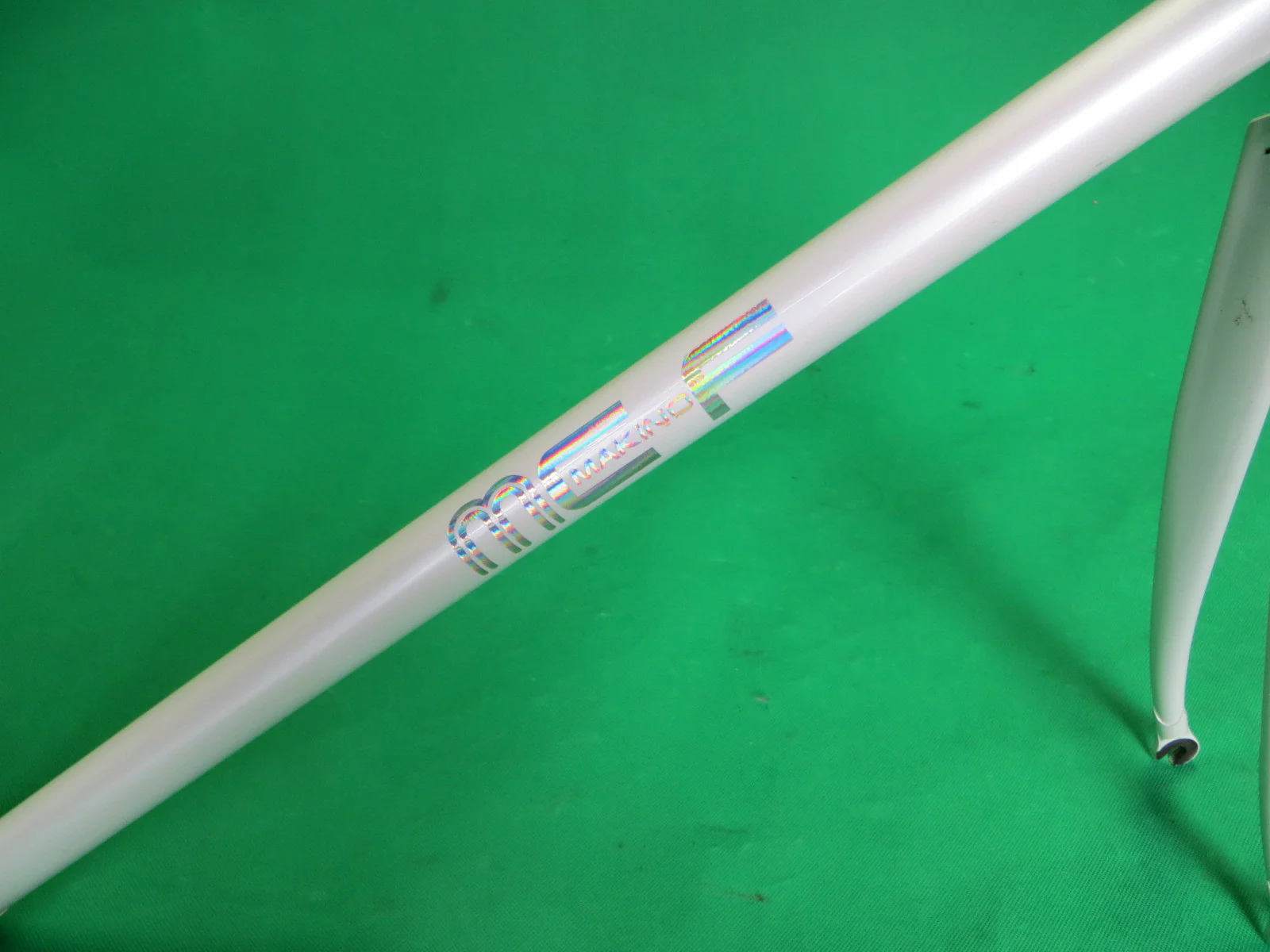 MAKINO // White w. COLUMBUS MAX FORK 2012 // 52.5cm - Image 13